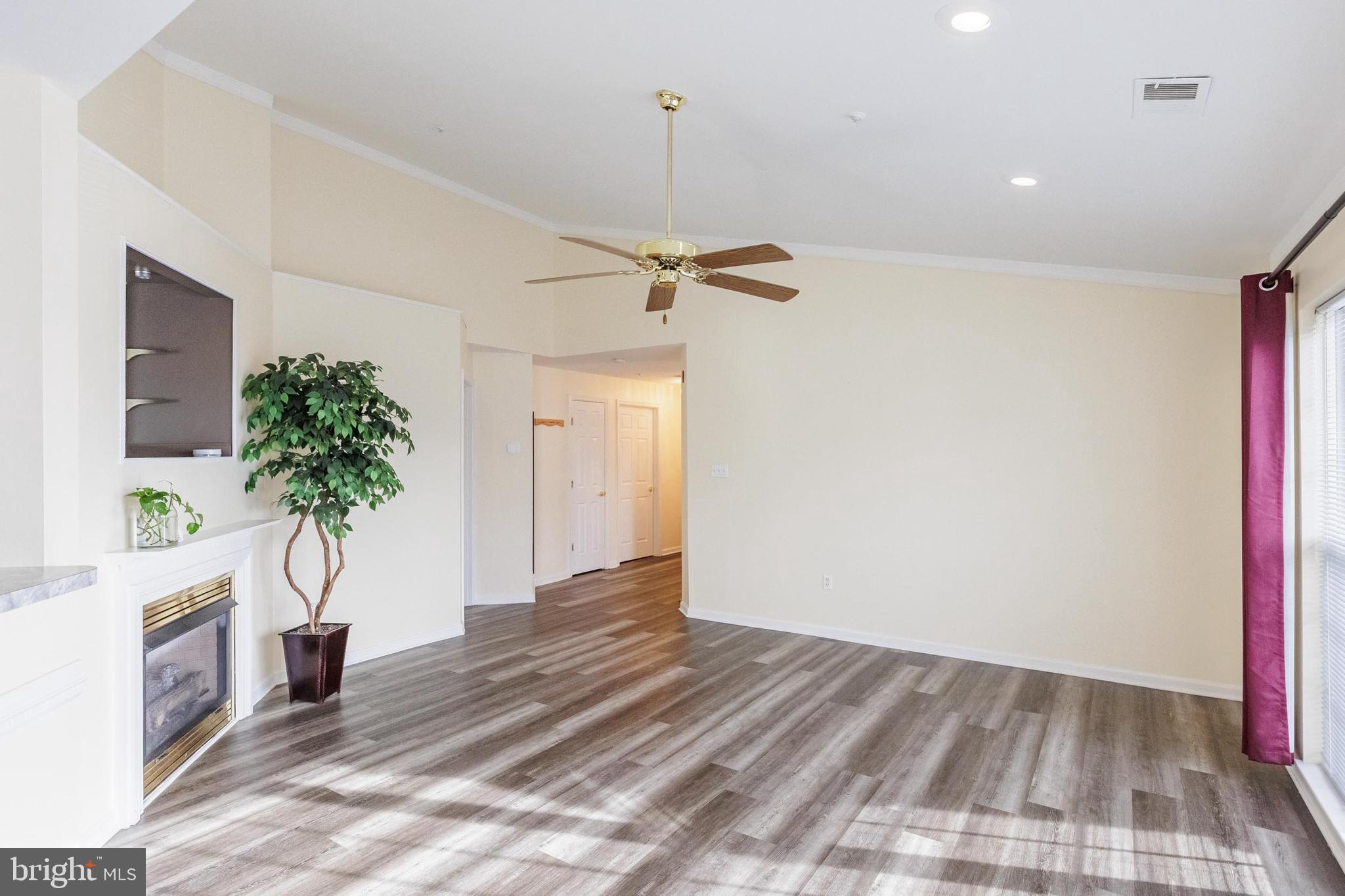 WHITTIER ECHO GLEN - Residential