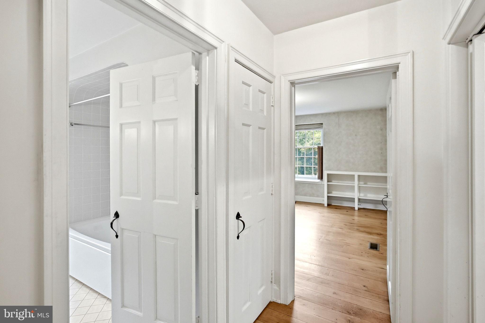 SWARTHMORE - Residential