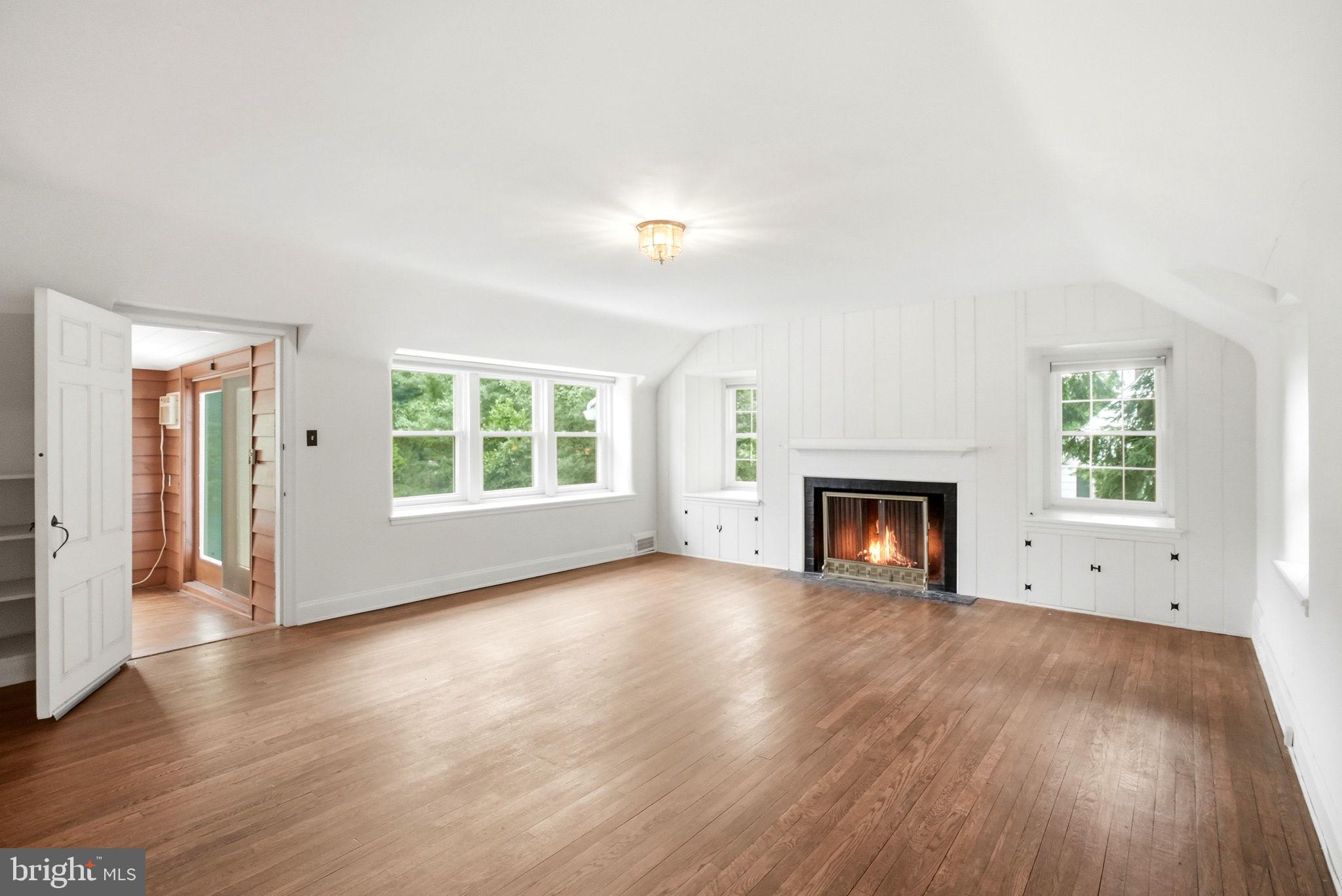 SWARTHMORE - Residential