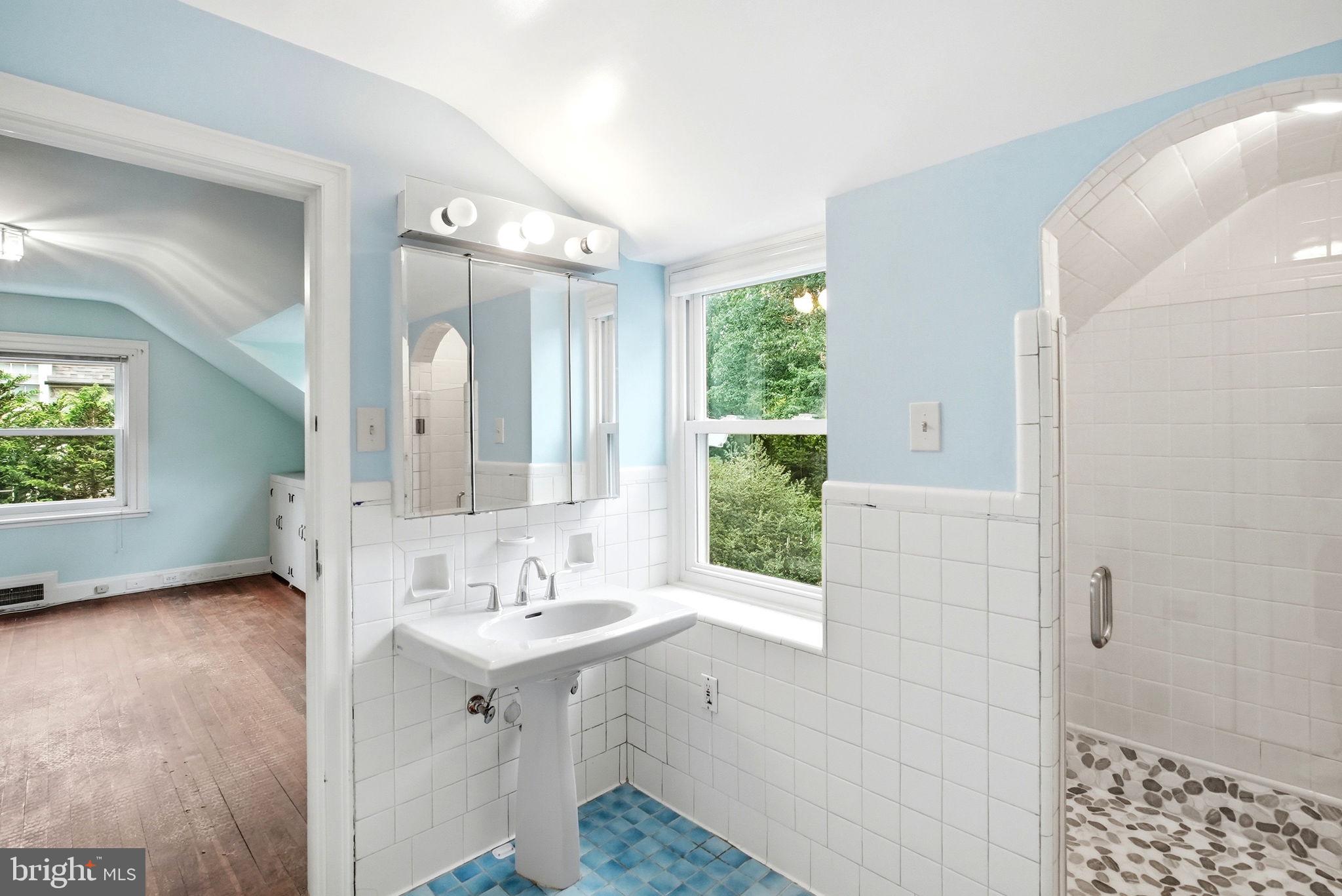 SWARTHMORE - Residential