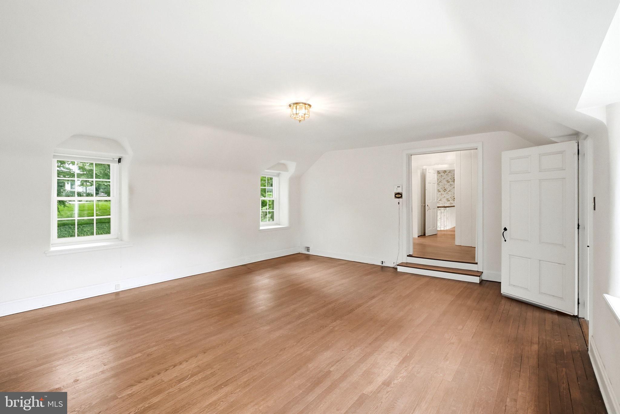 SWARTHMORE - Residential