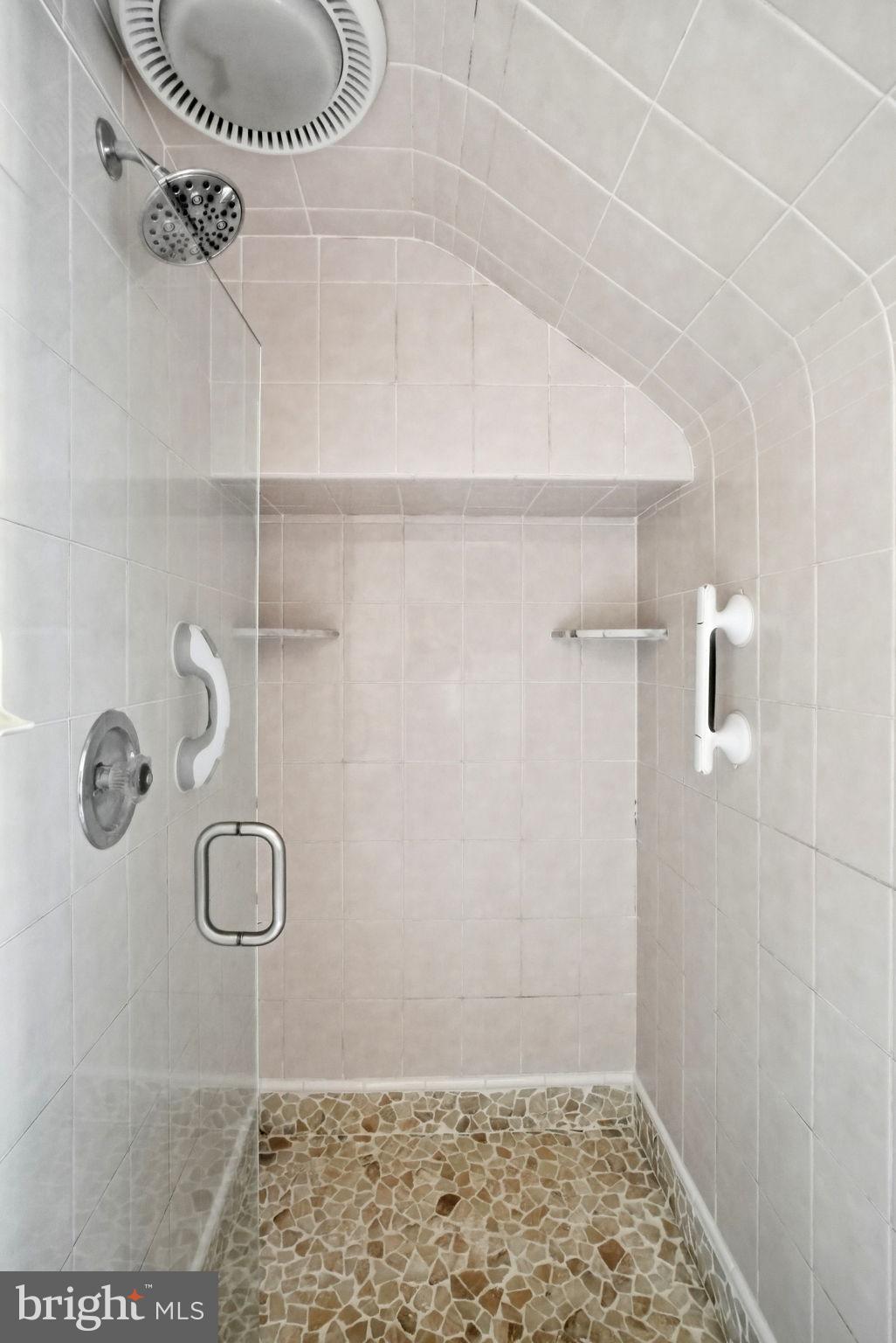 SWARTHMORE - Residential
