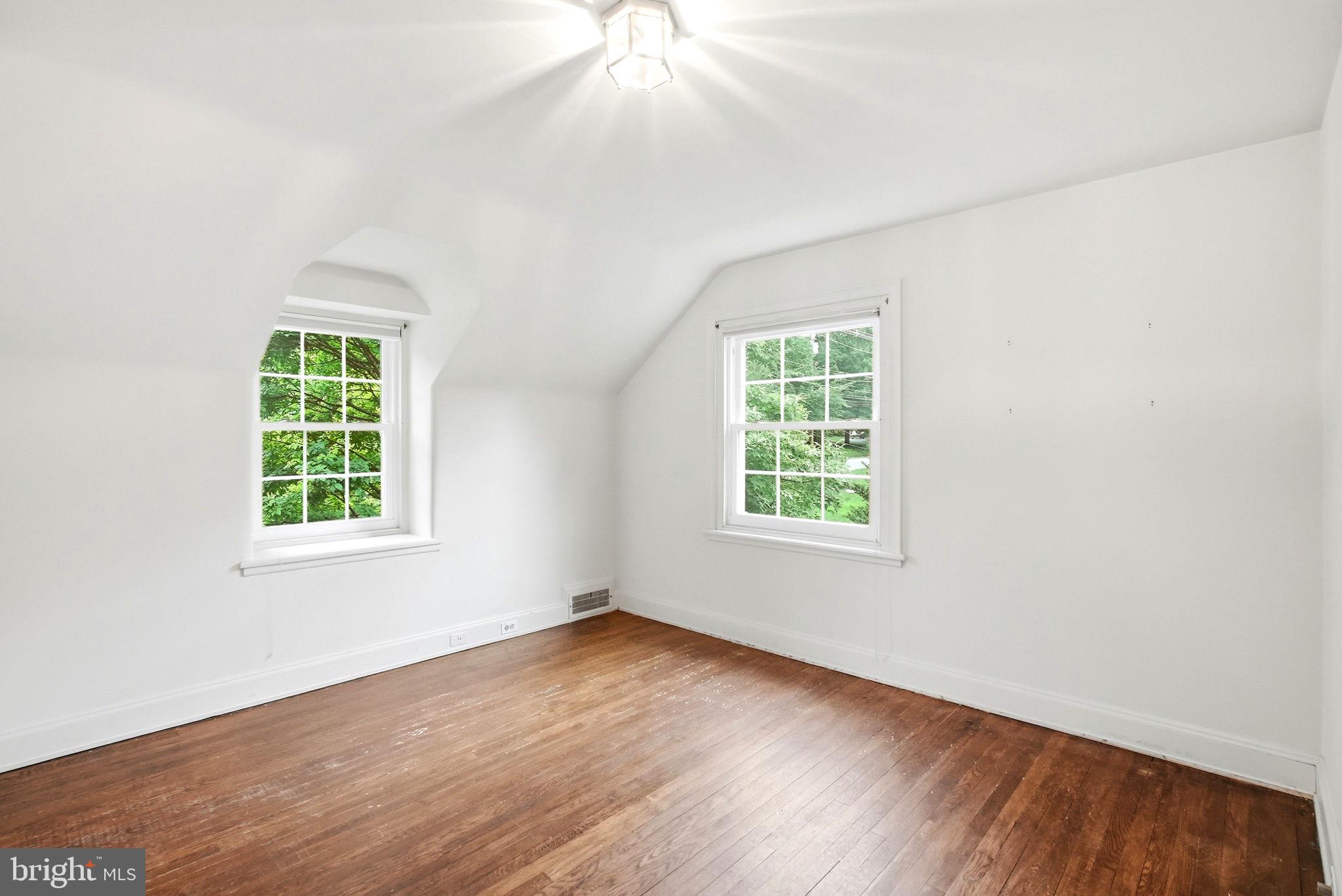 SWARTHMORE - Residential