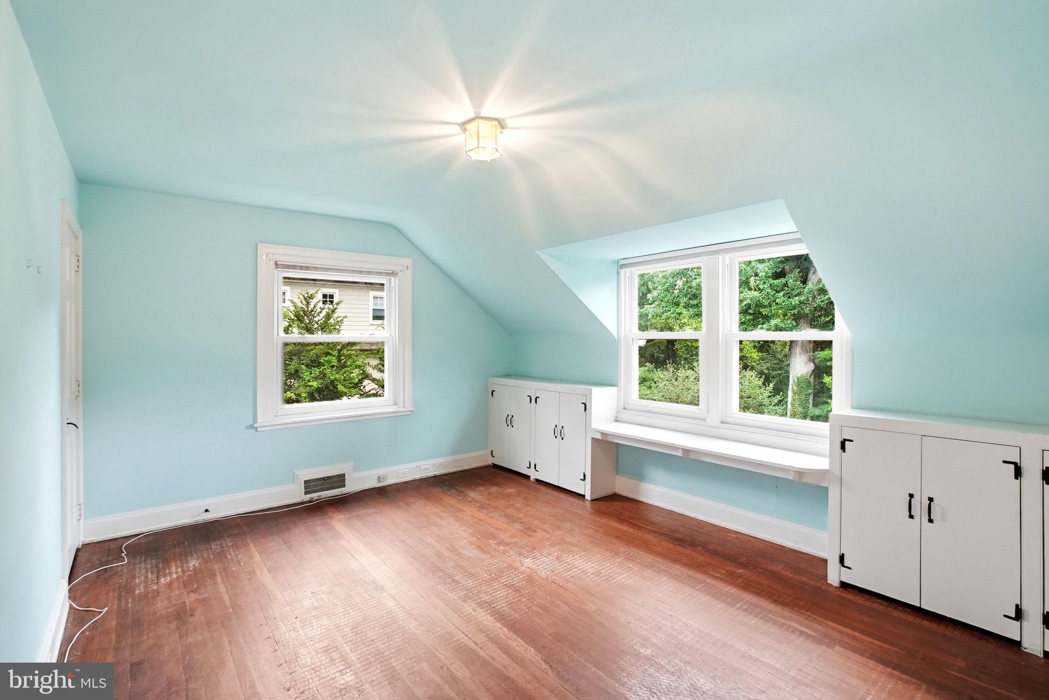 SWARTHMORE - Residential