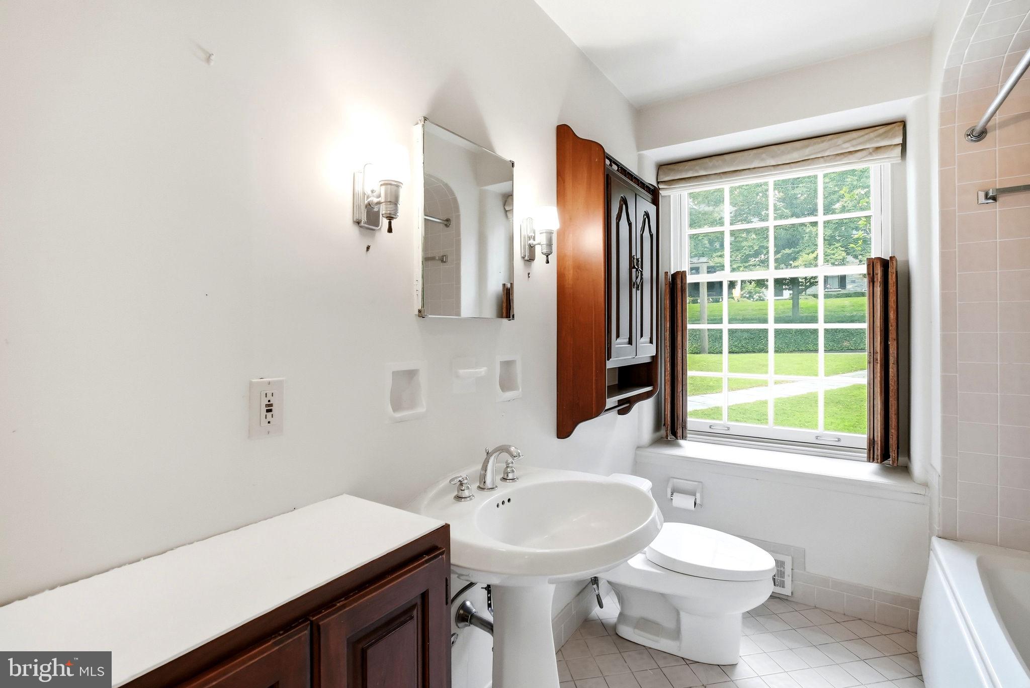 SWARTHMORE - Residential