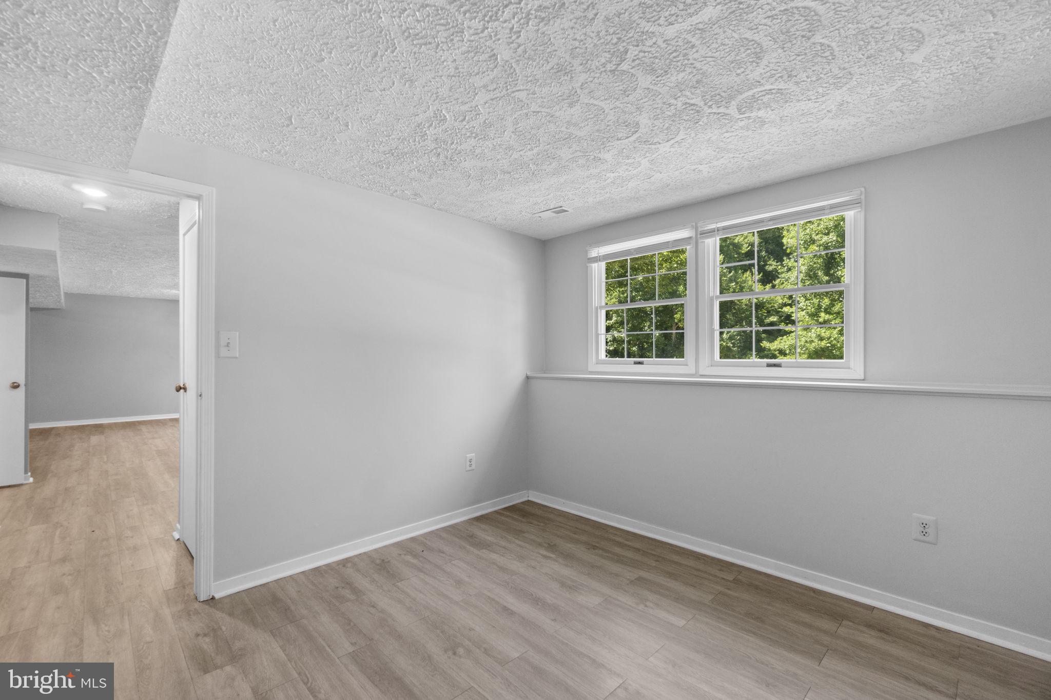 WORTHINGTON - Residential