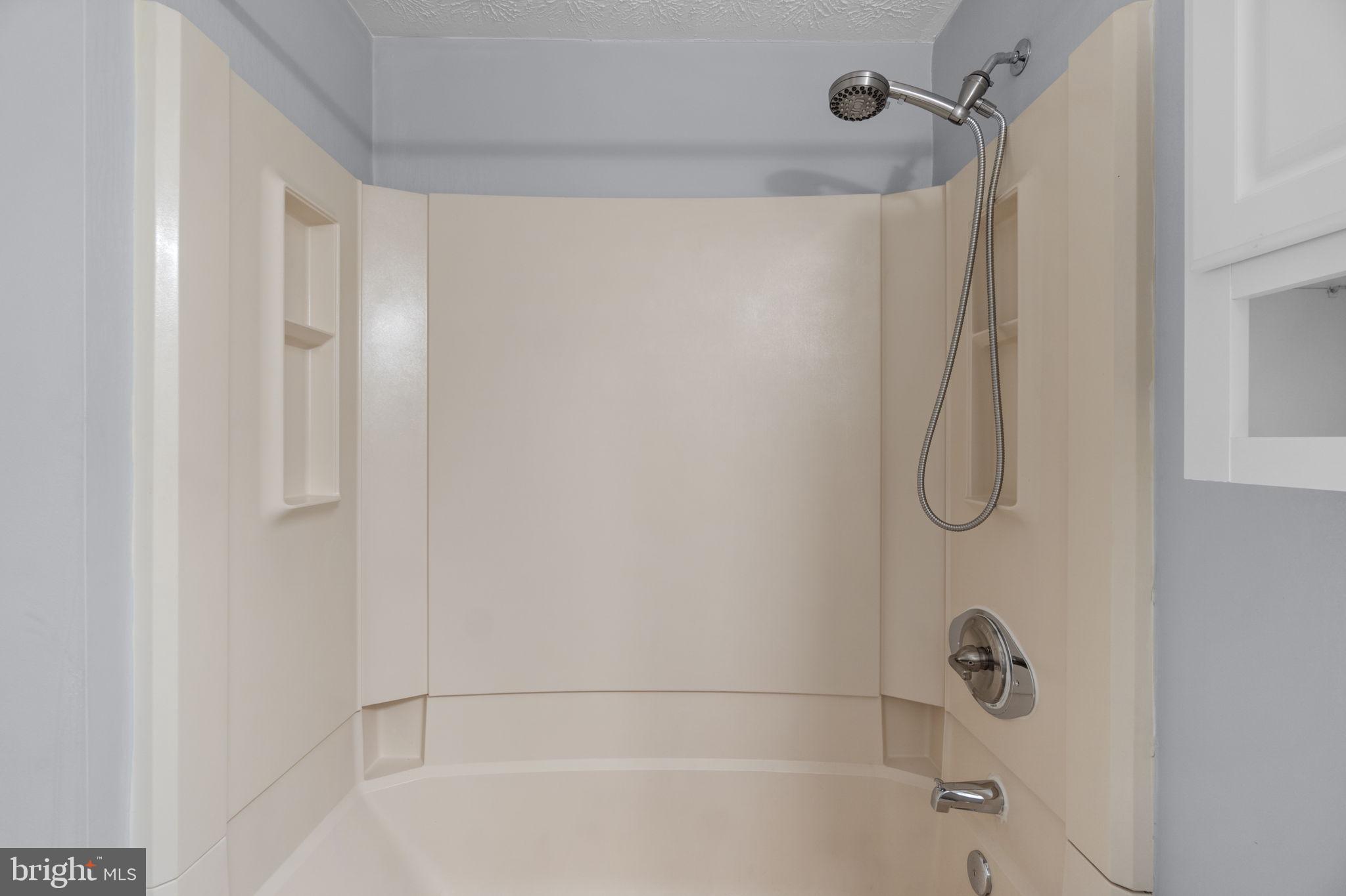 WORTHINGTON - Residential
