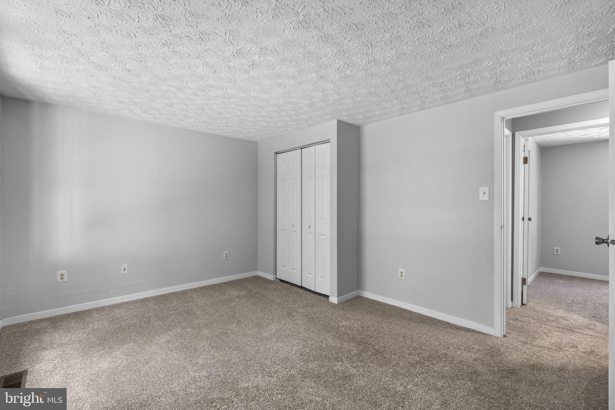 WORTHINGTON - Residential