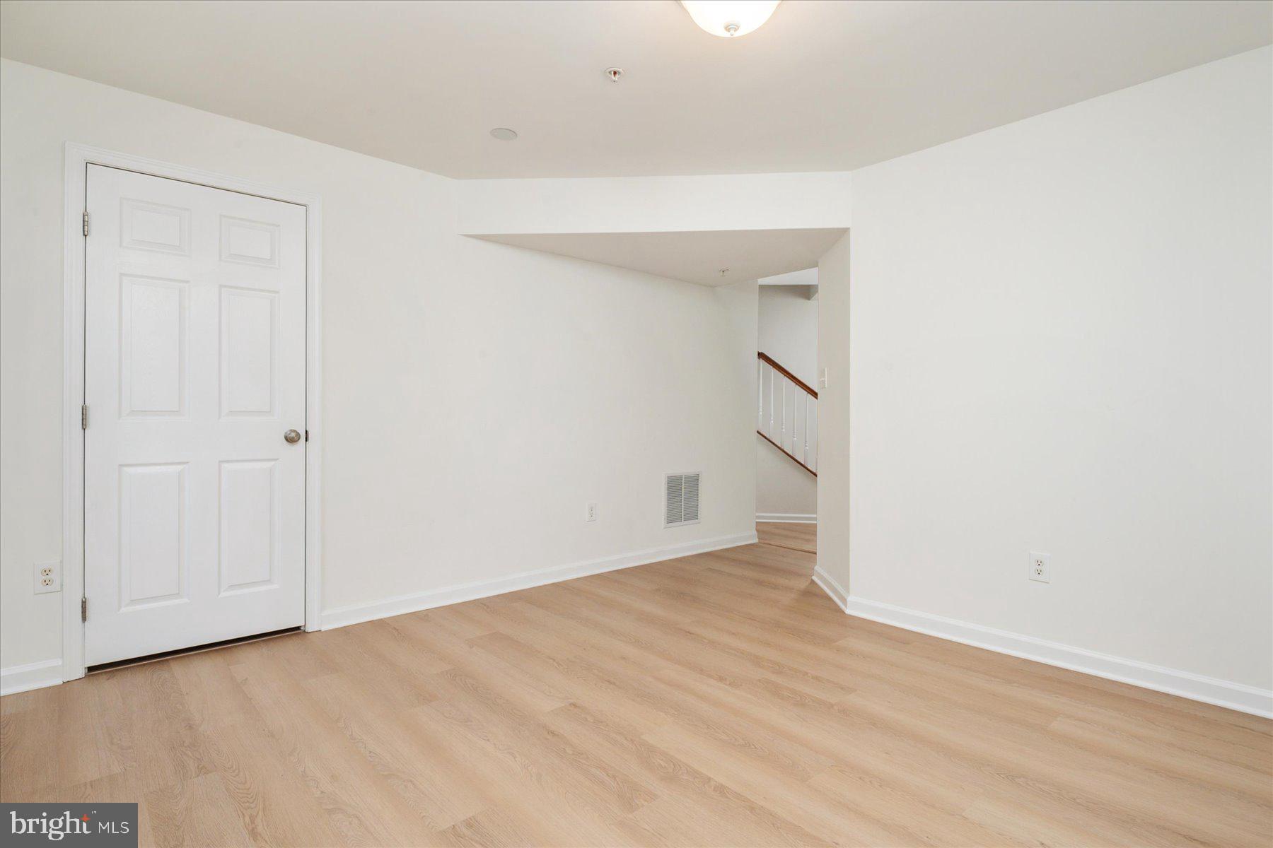 TANYARD SPRINGS - Residential