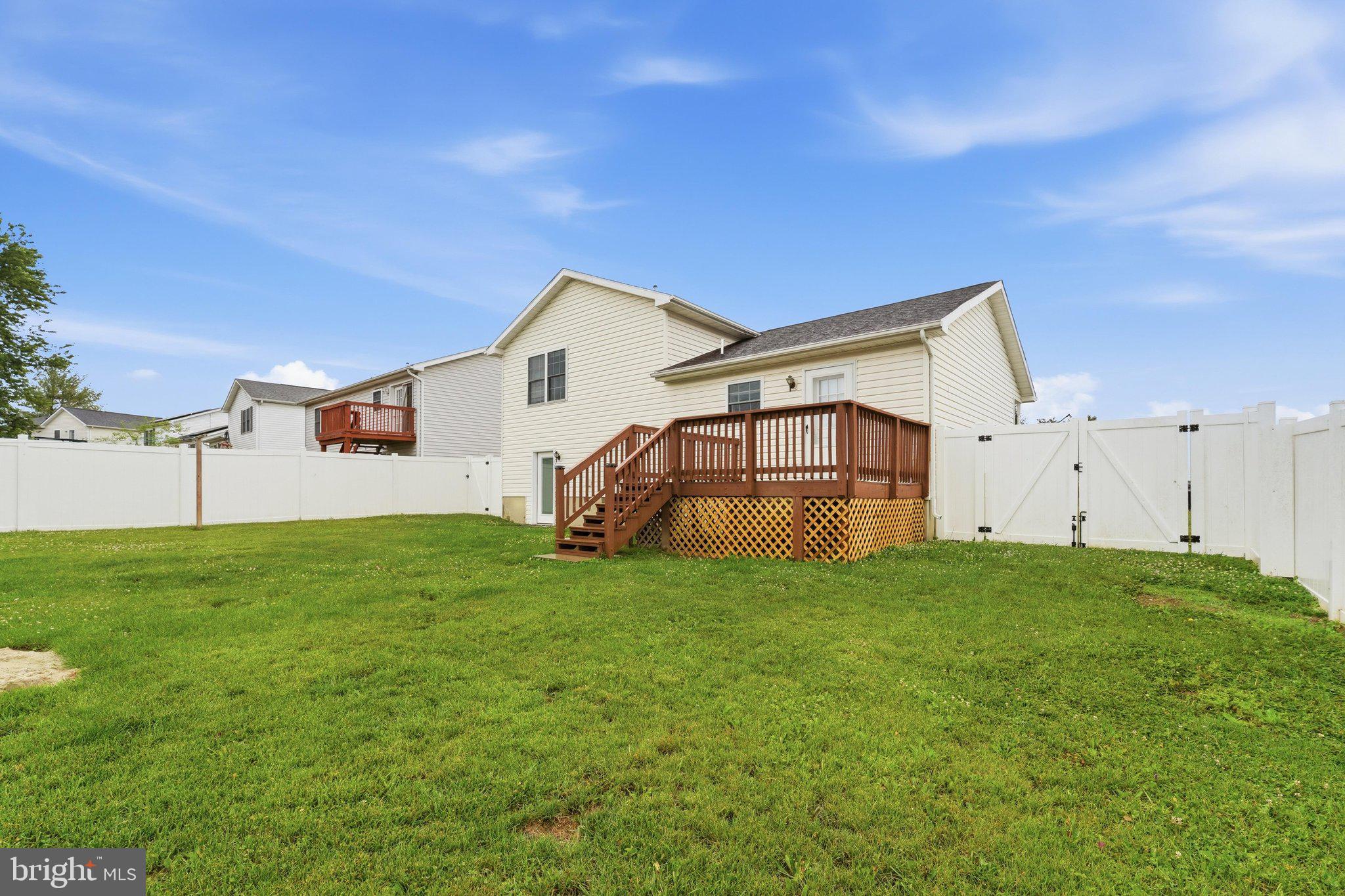 WILDFLOWER RIDGE - Residential