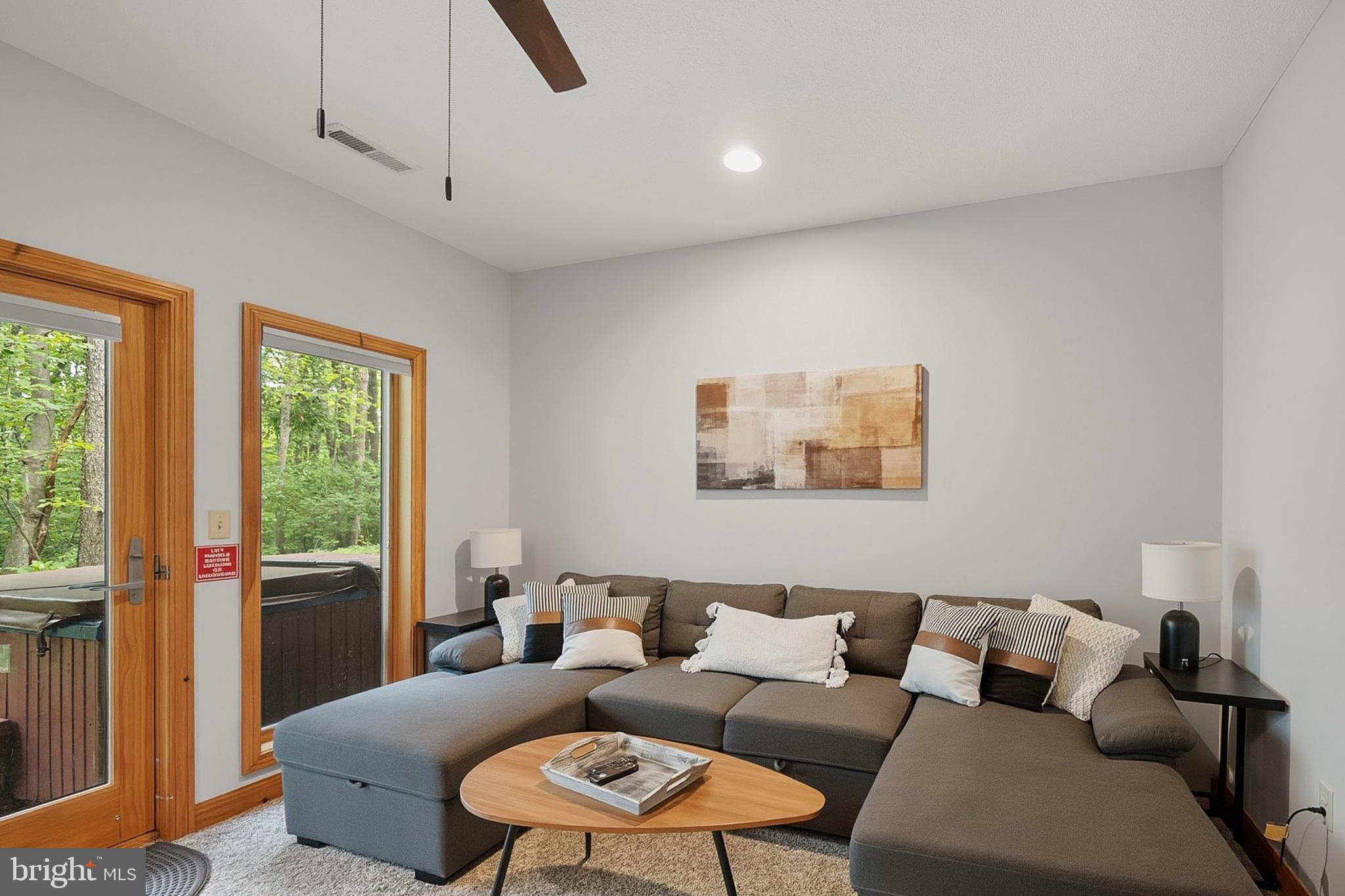 MARSH RUN COVE - Residential
