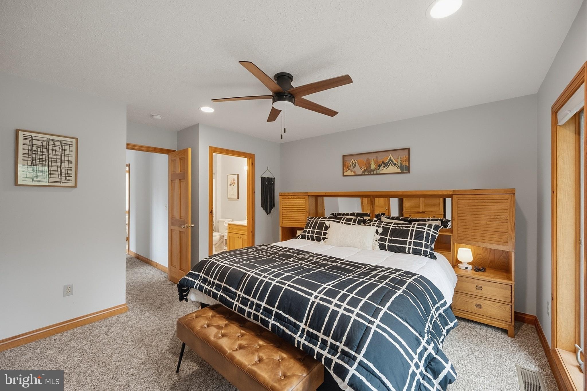 MARSH RUN COVE - Residential