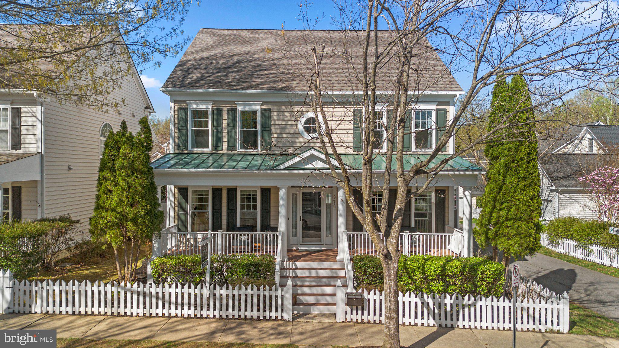 LAKELANDS - Residential