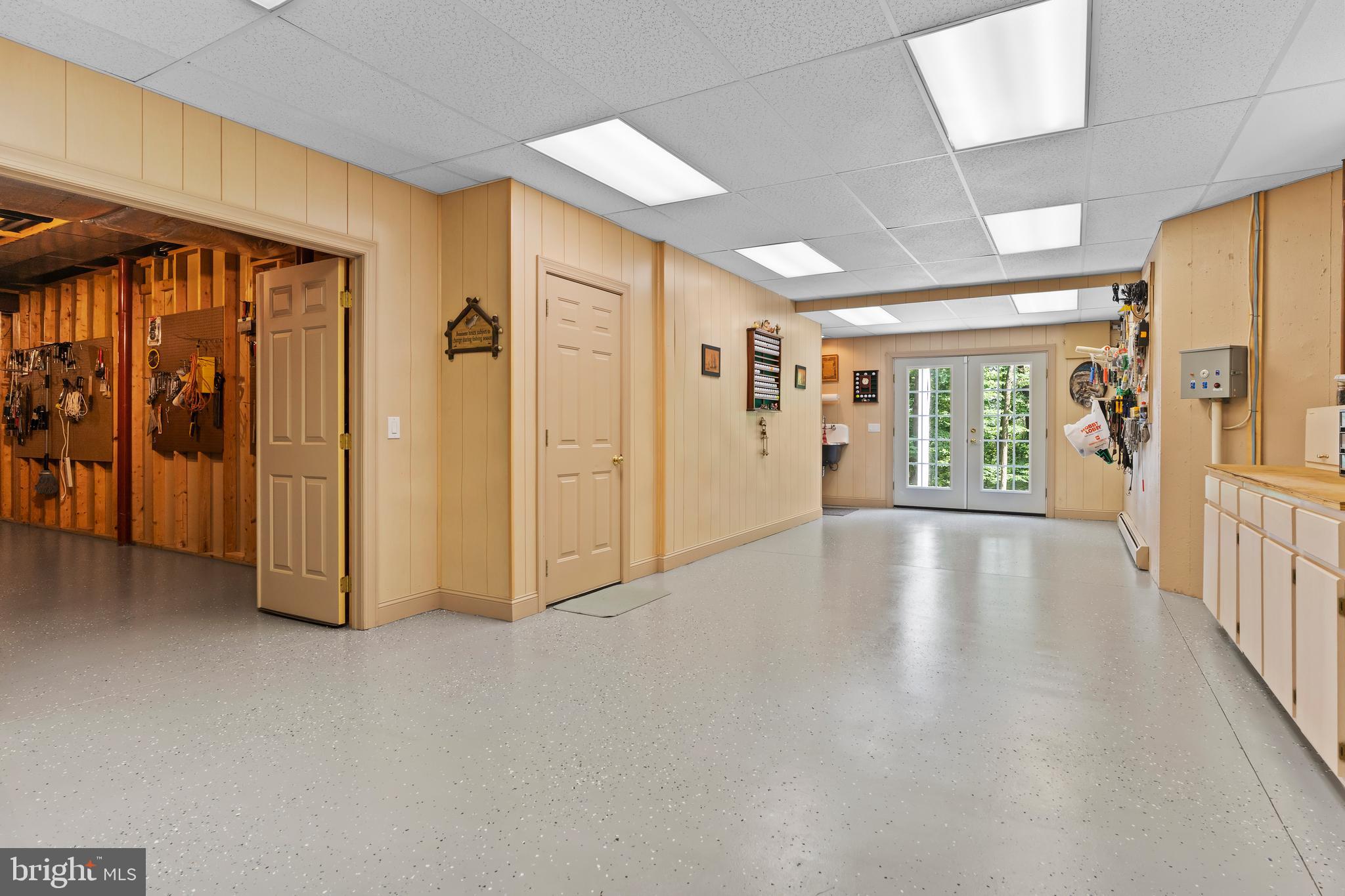 WHITE ROCK ACRES - Residential