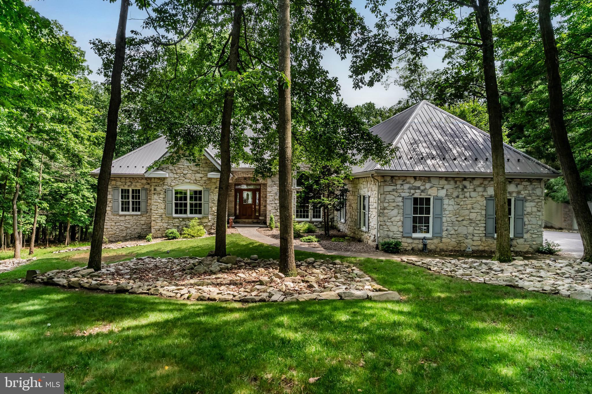 WHITE ROCK ACRES - Residential