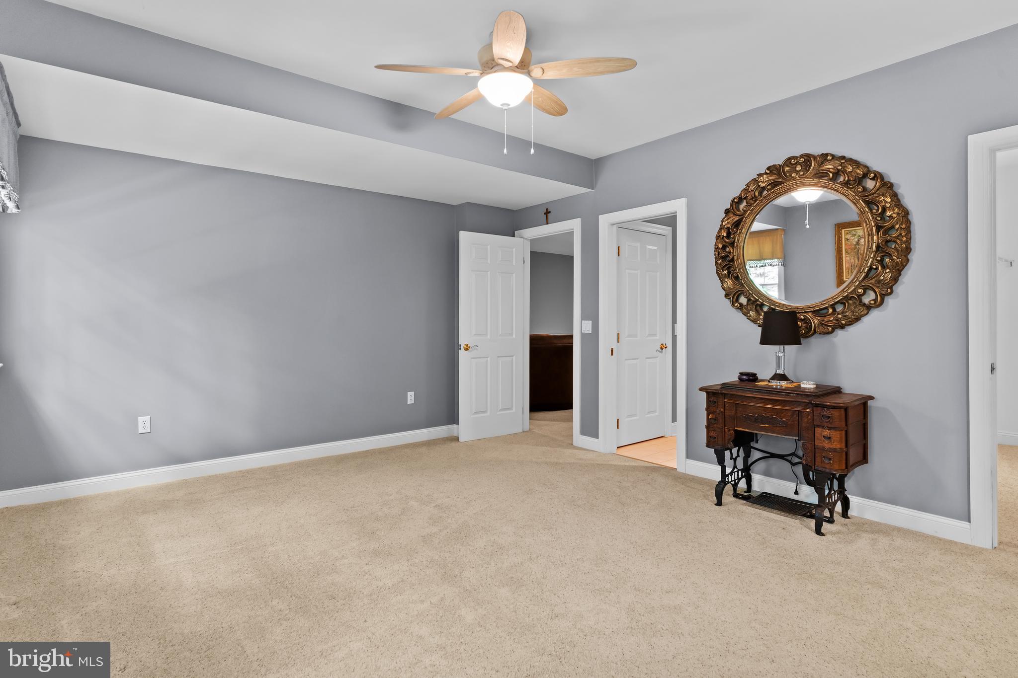 WHITE ROCK ACRES - Residential