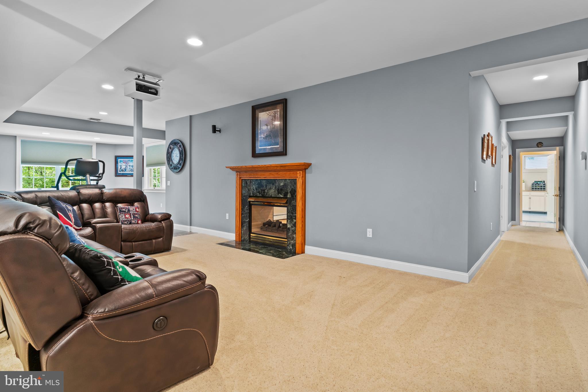 WHITE ROCK ACRES - Residential