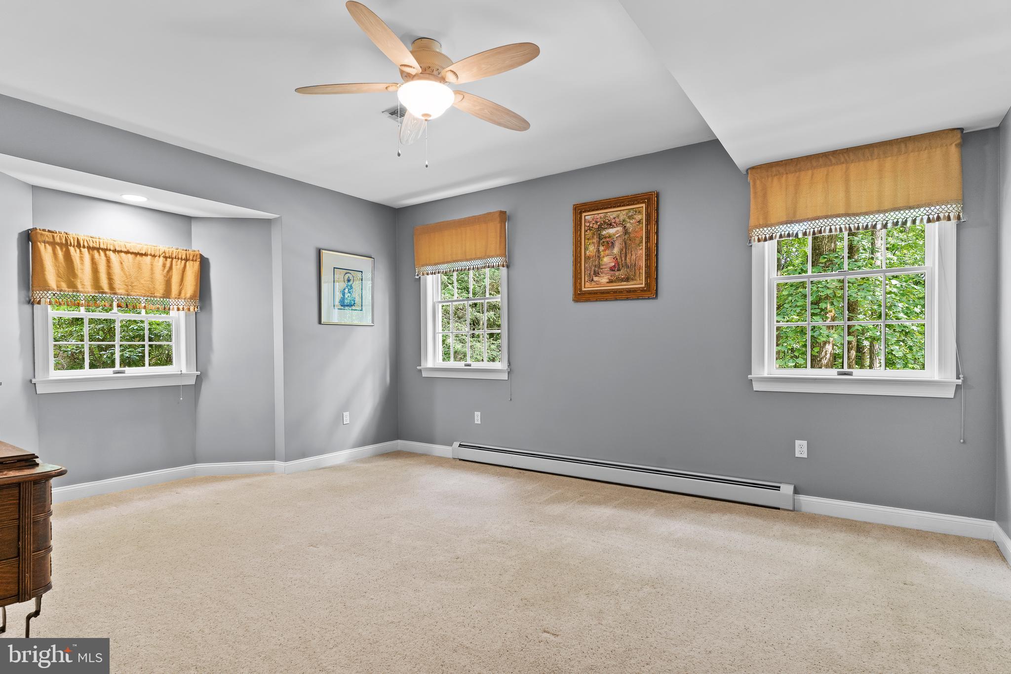WHITE ROCK ACRES - Residential