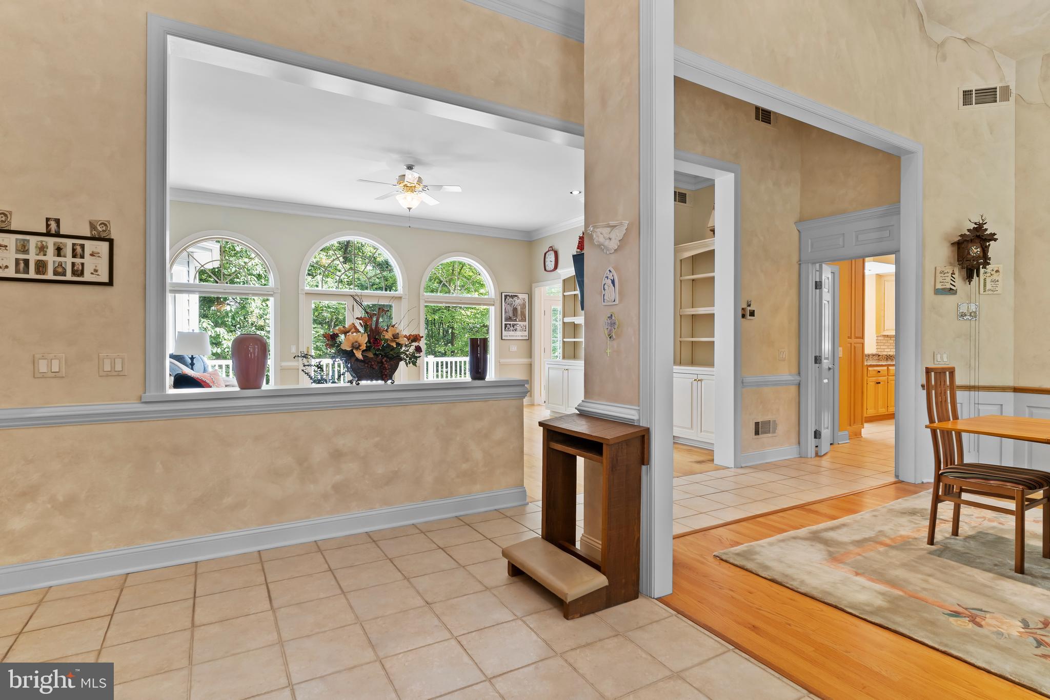 WHITE ROCK ACRES - Residential