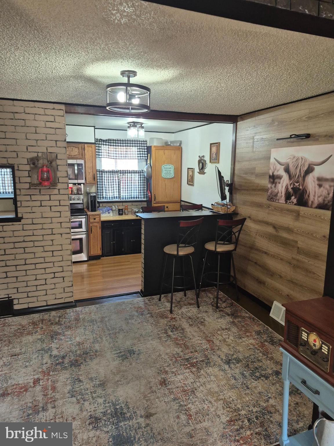 PHILADELPHIA (NORTHEAST) - Residential