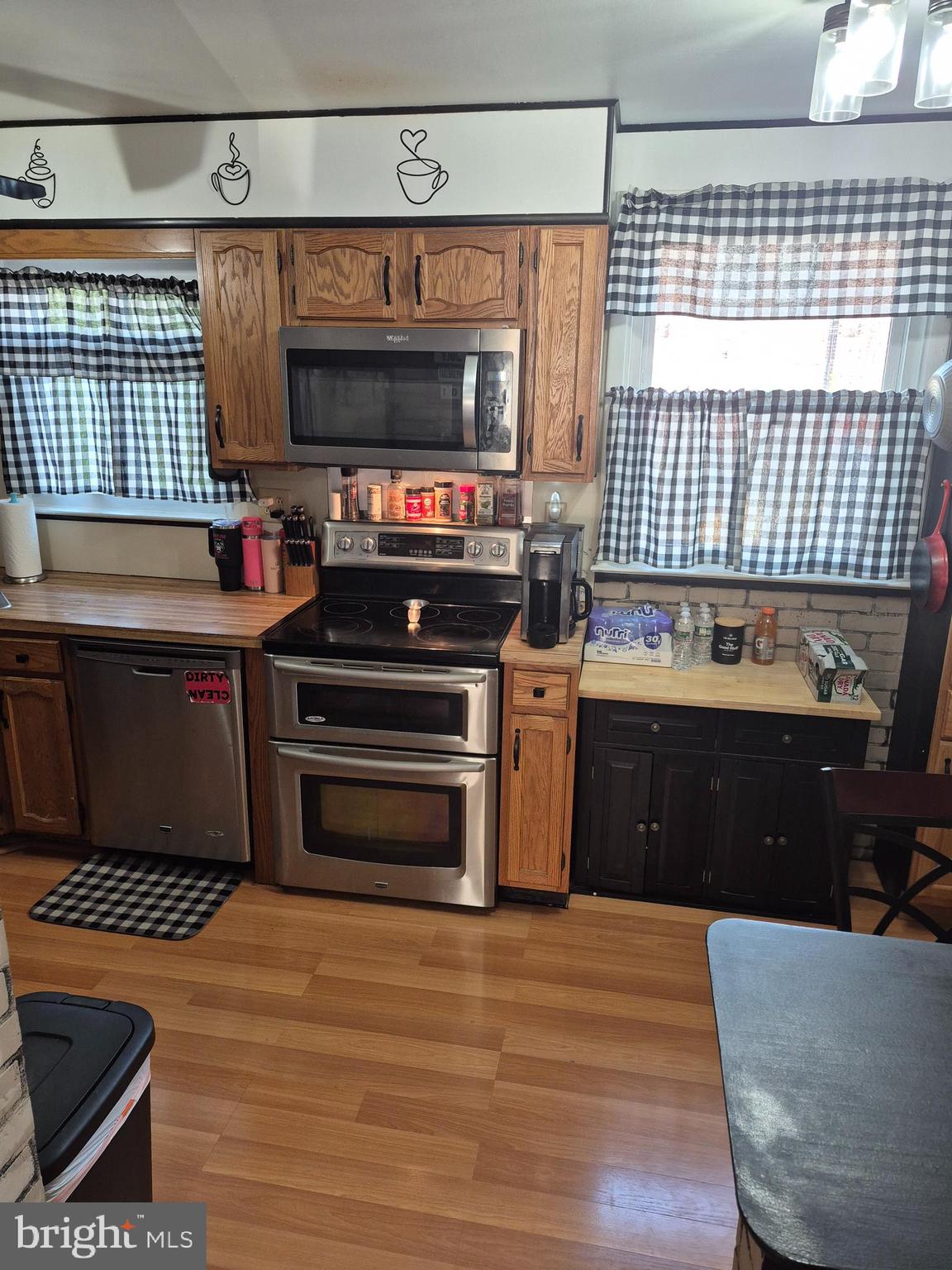 PHILADELPHIA (NORTHEAST) - Residential