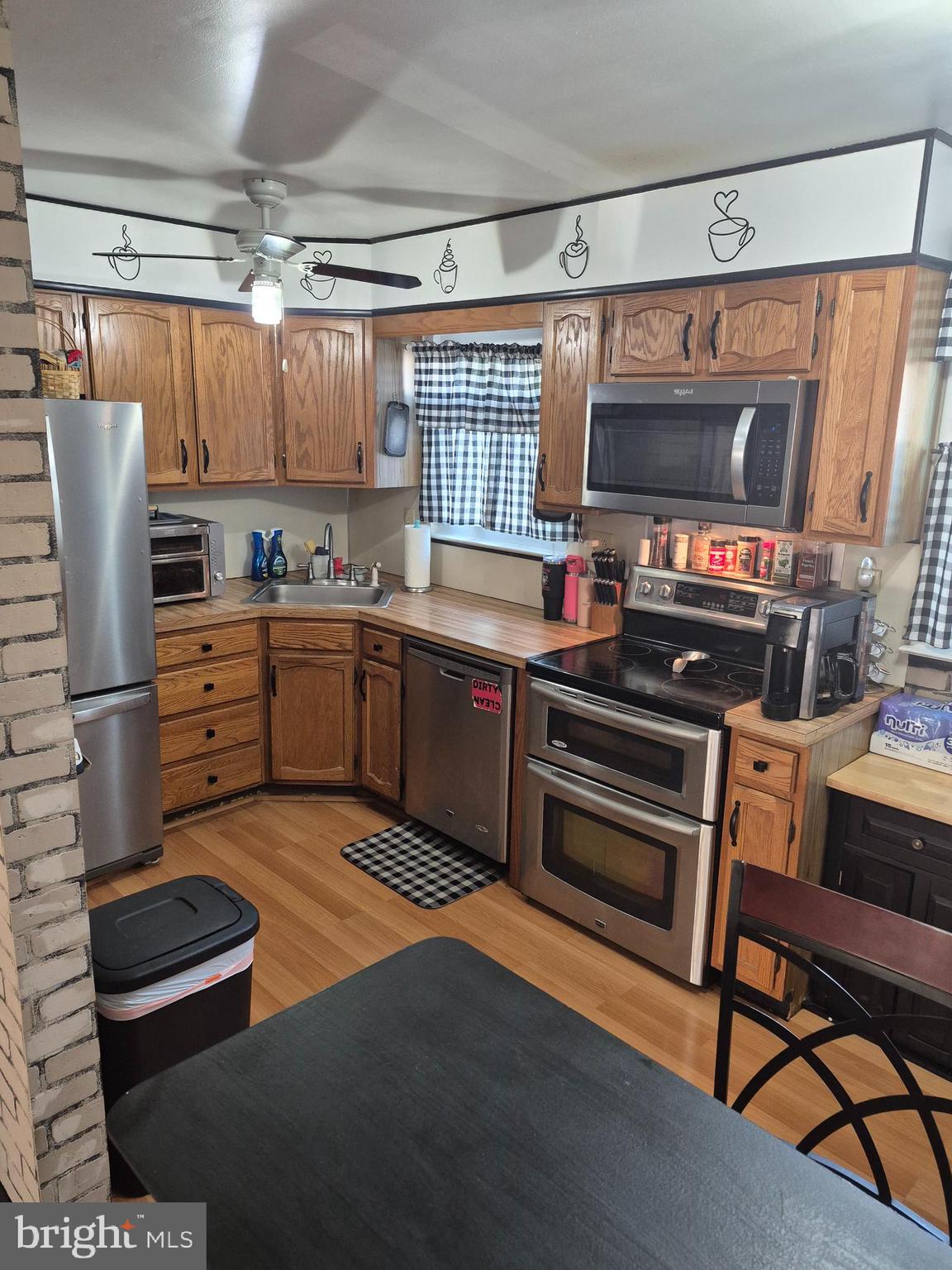 PHILADELPHIA (NORTHEAST) - Residential