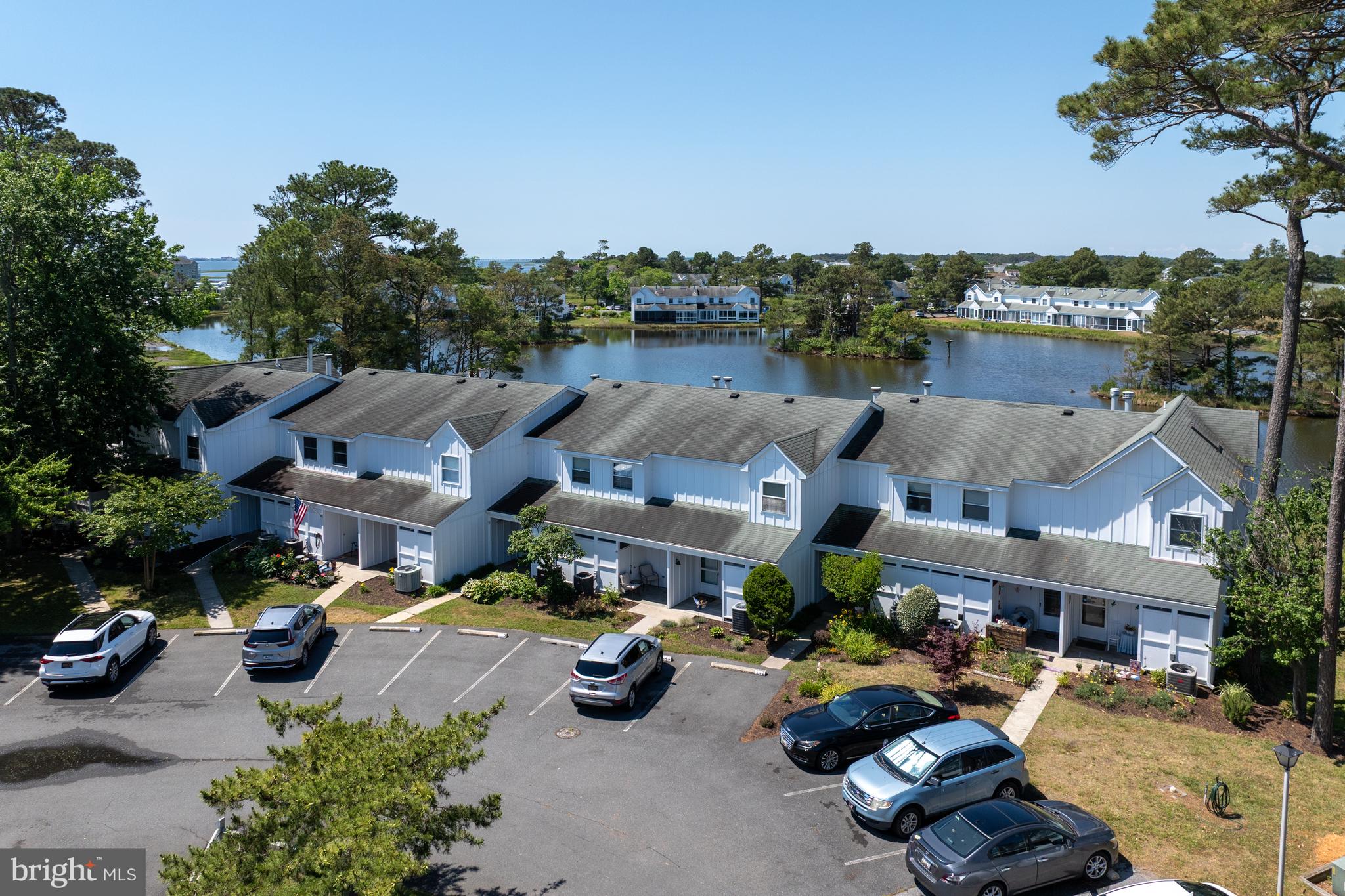 MALLARD LAKES - Residential