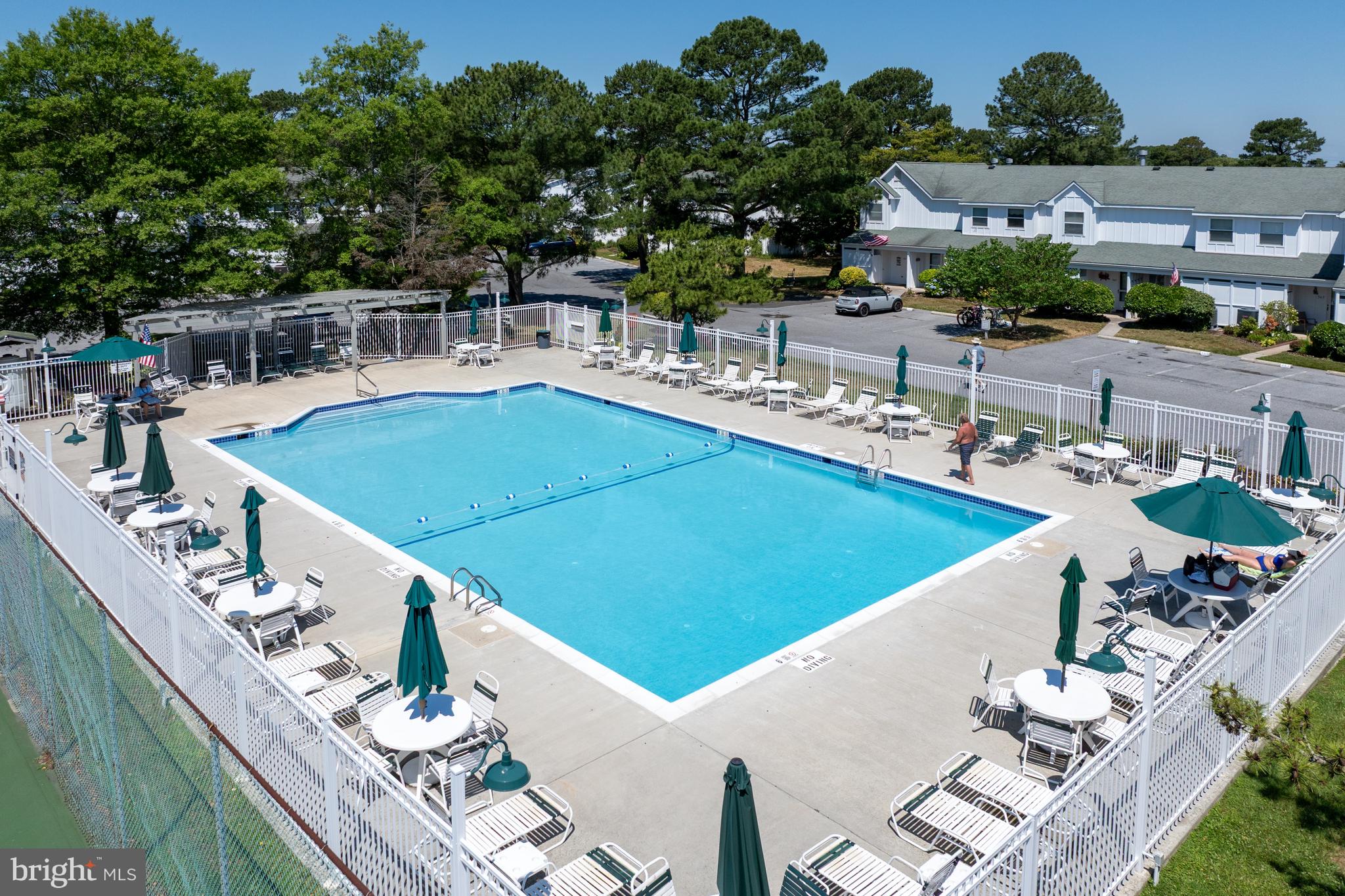 MALLARD LAKES - Residential