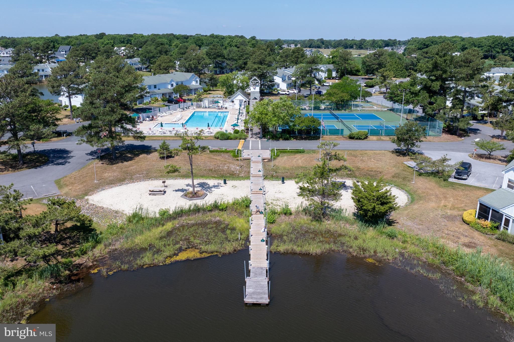 MALLARD LAKES - Residential