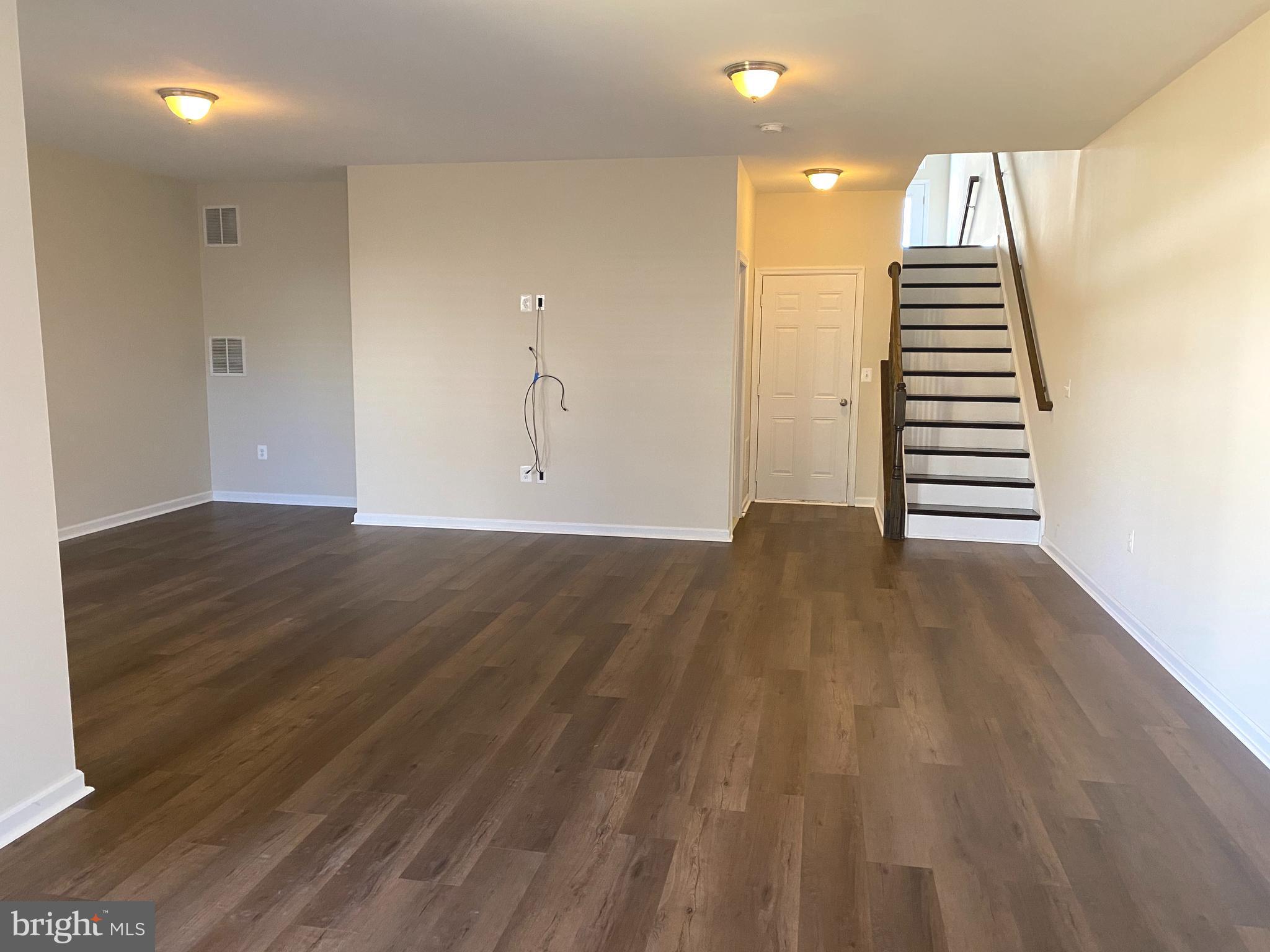 COLONIAL FORGE - Residential Lease