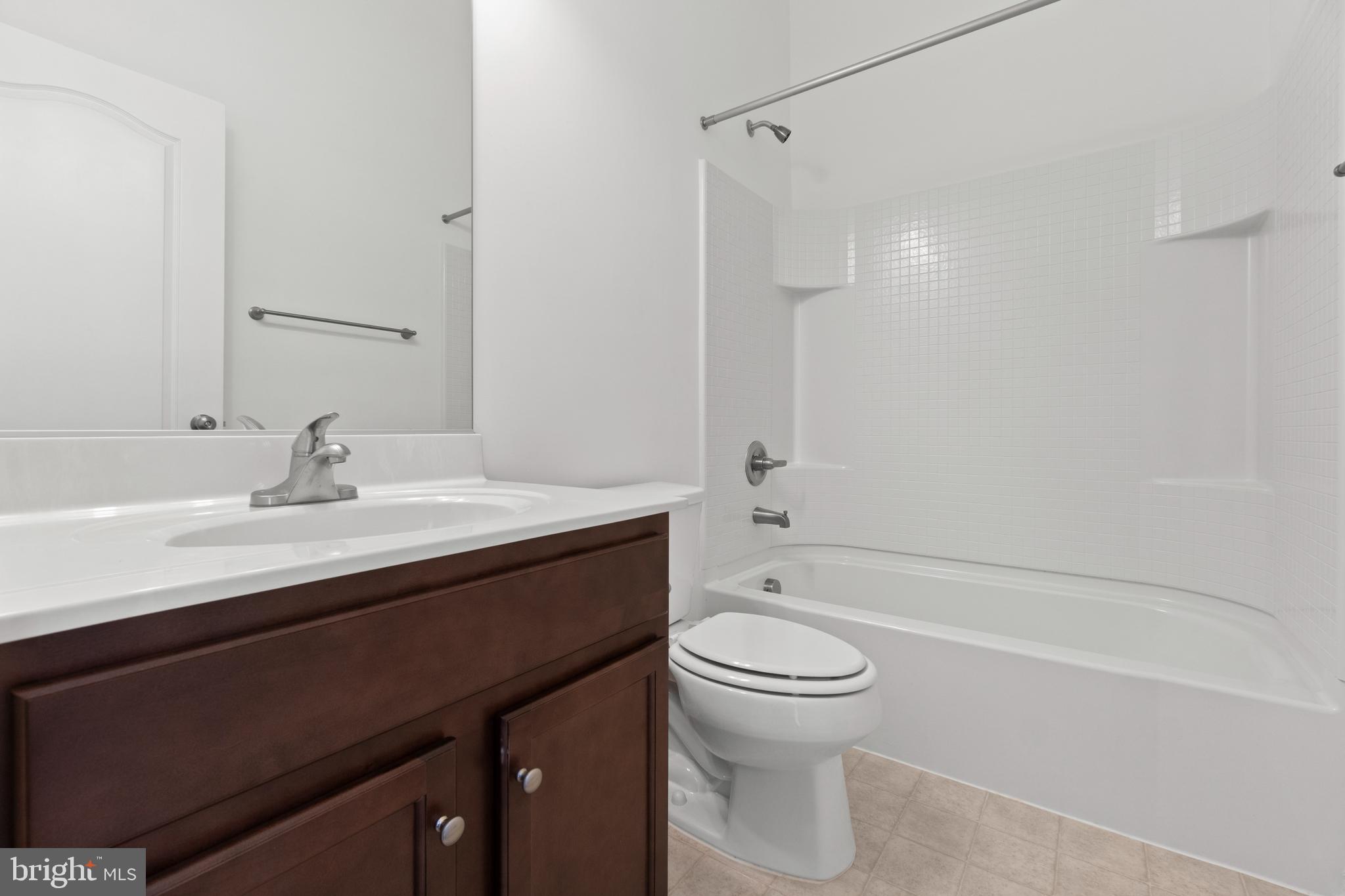 COLONIAL FORGE - Residential Lease