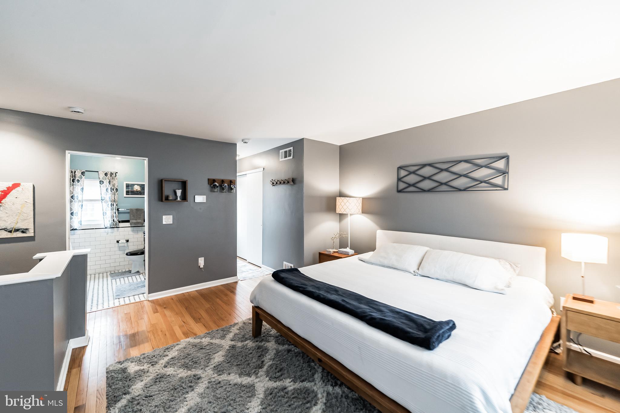 AVENUE OF THE ARTS - Residential