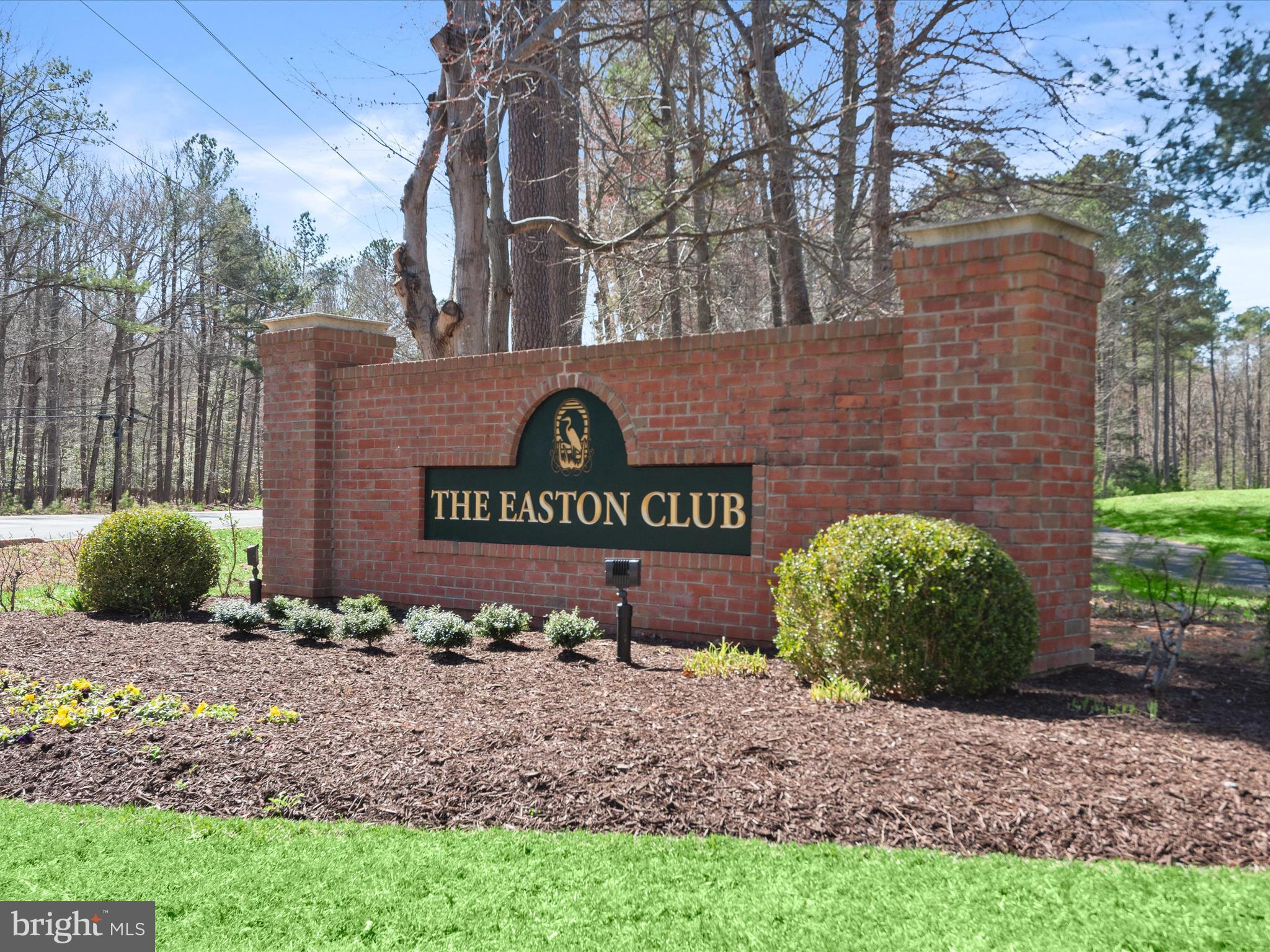 EASTON CLUB - Residential