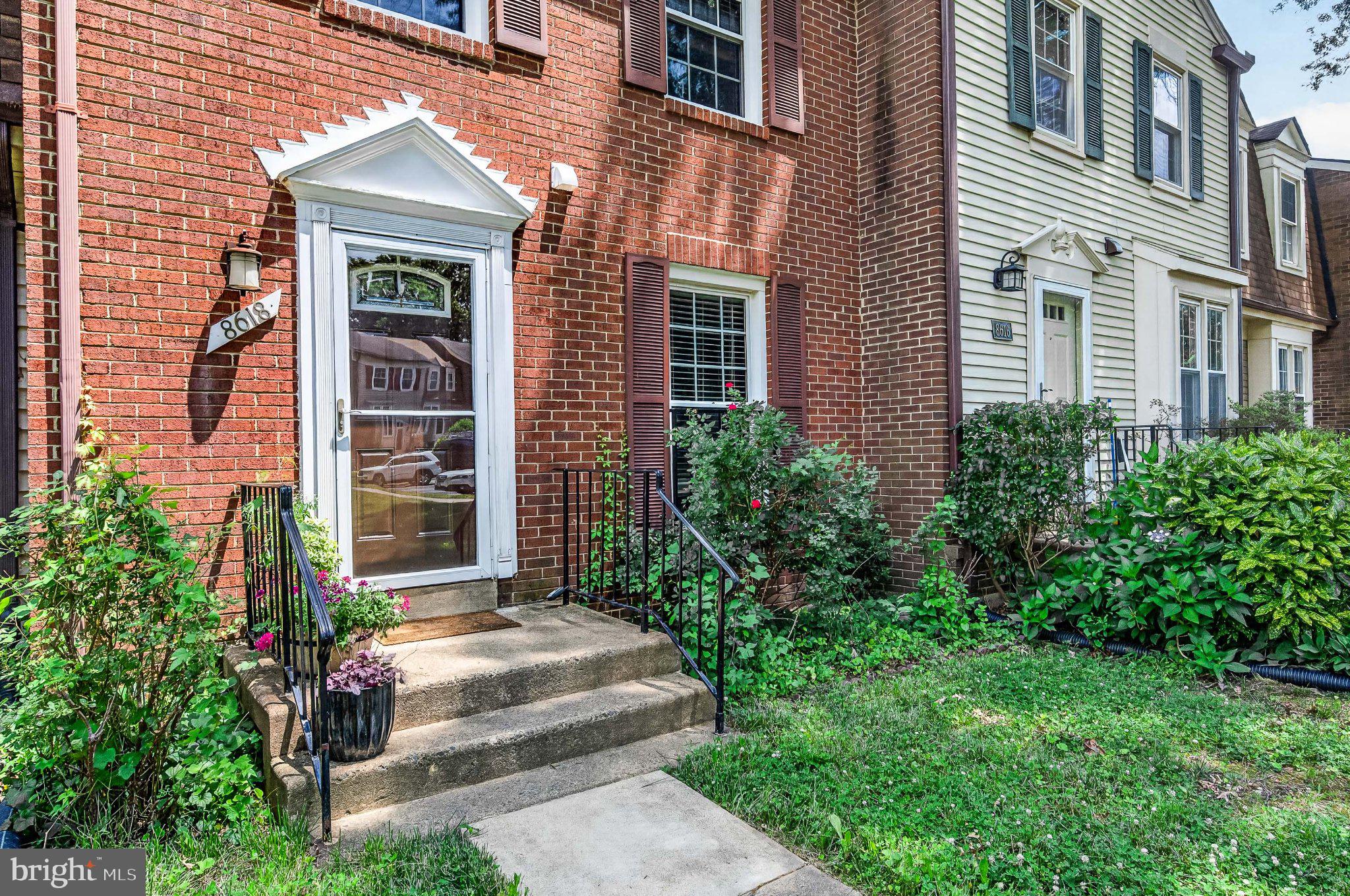 DUNN LORING VILLAGE - Residential