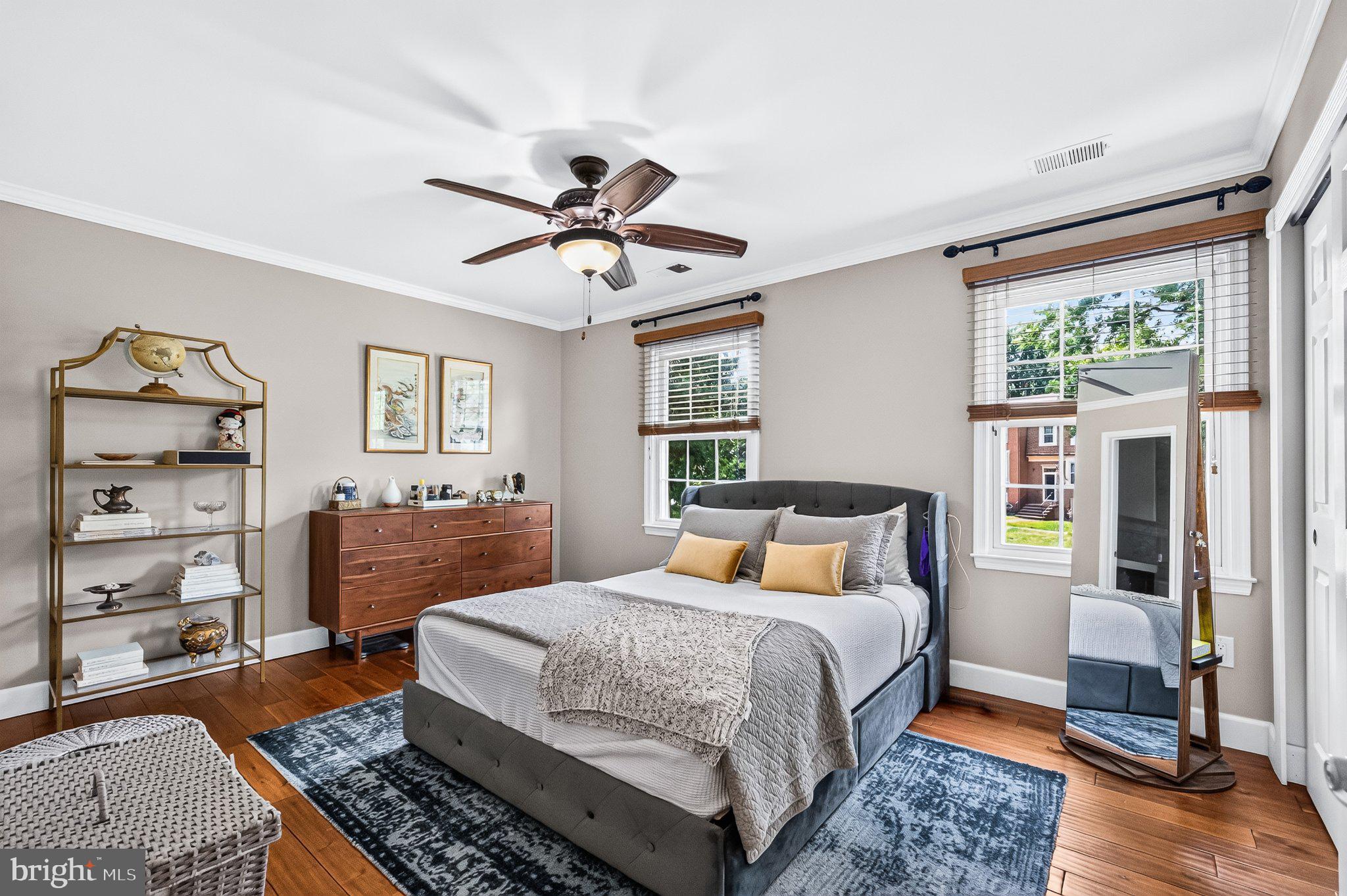 DUNN LORING VILLAGE - Residential