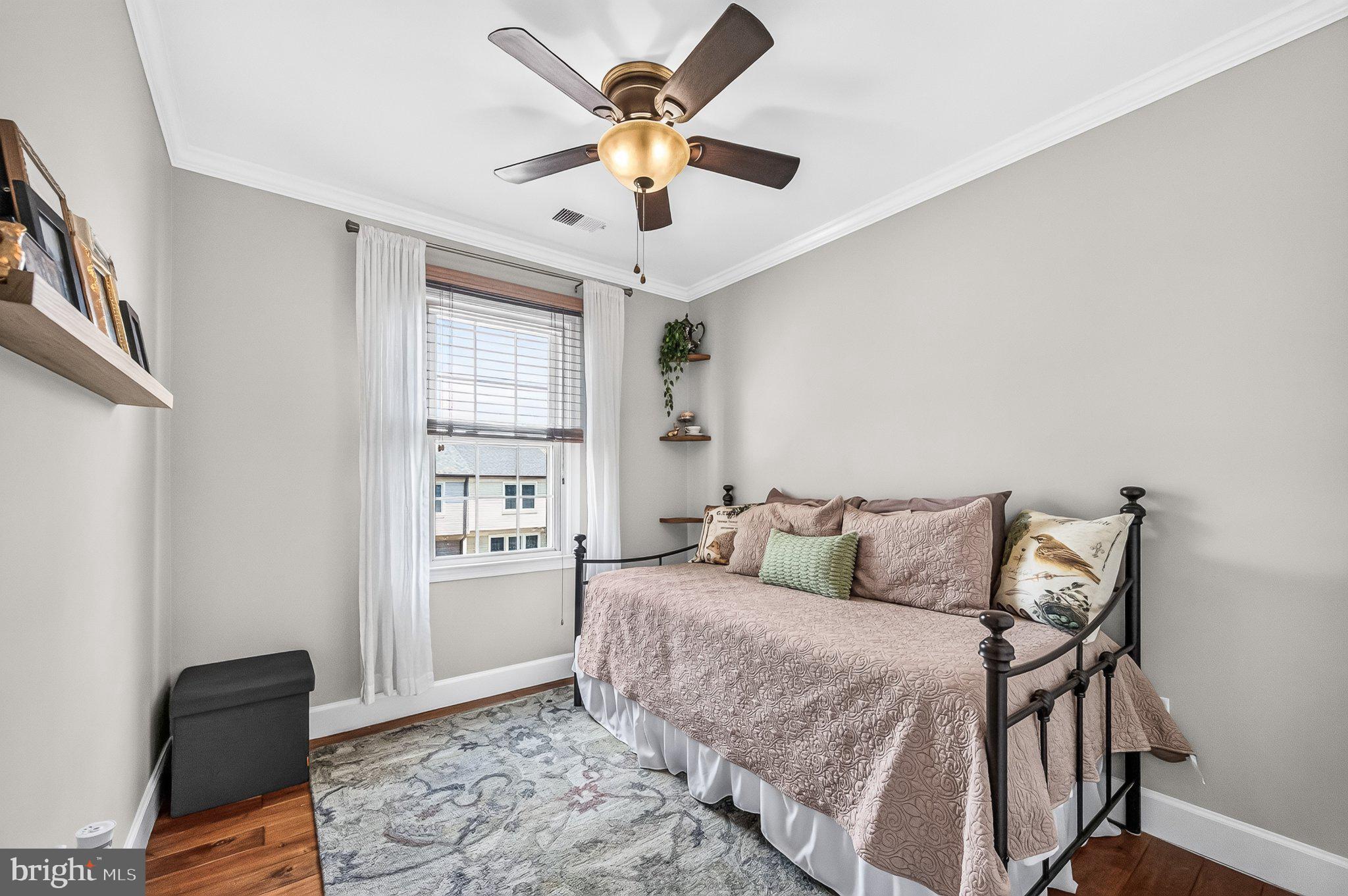 DUNN LORING VILLAGE - Residential