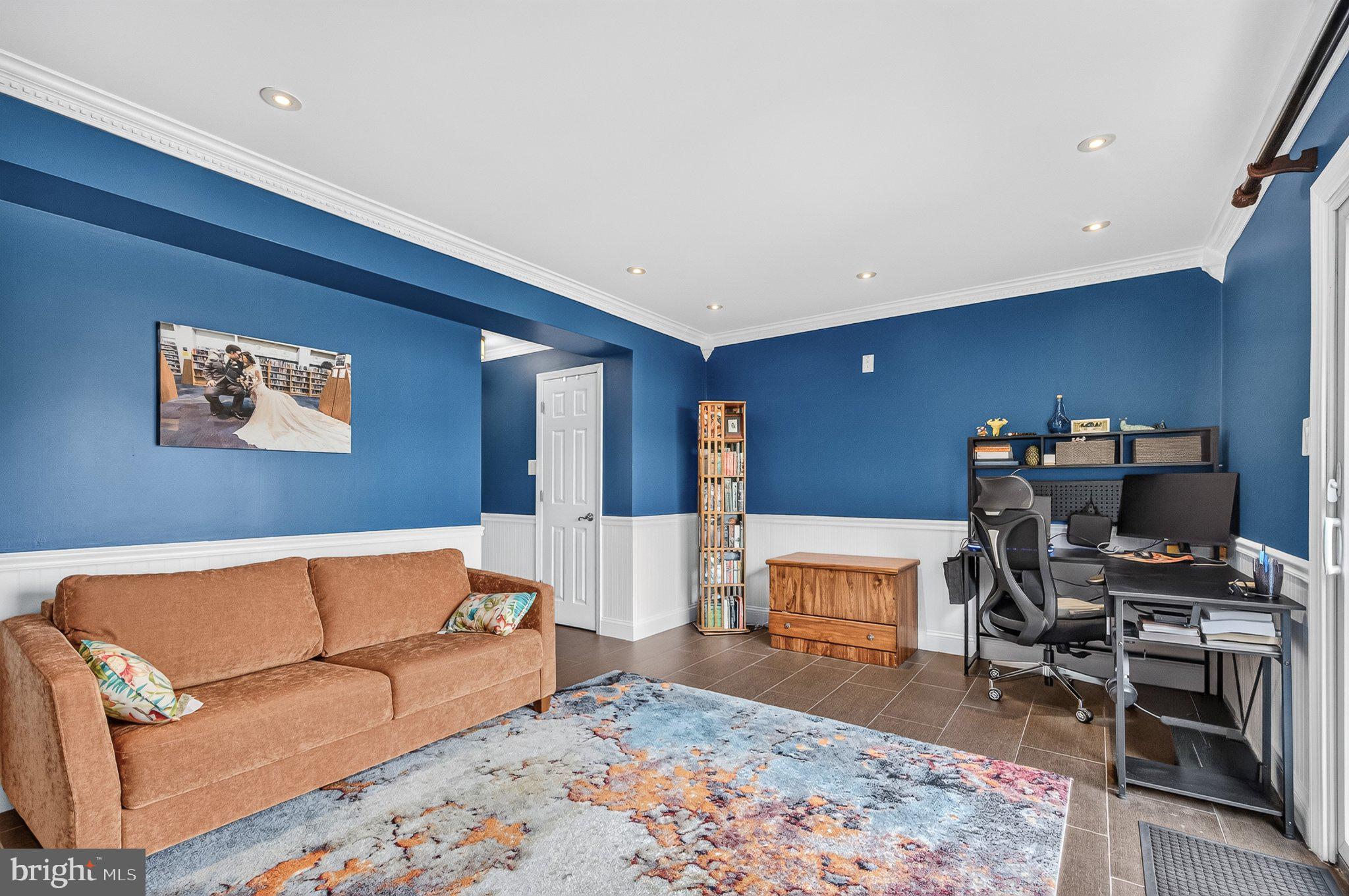 DUNN LORING VILLAGE - Residential