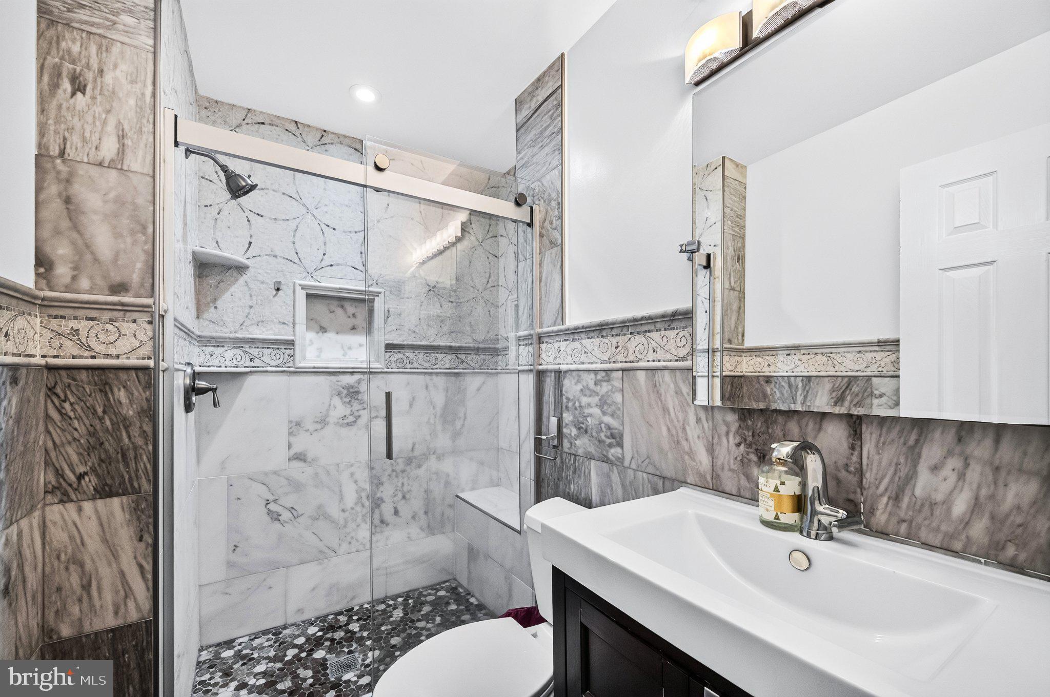 DUNN LORING VILLAGE - Residential