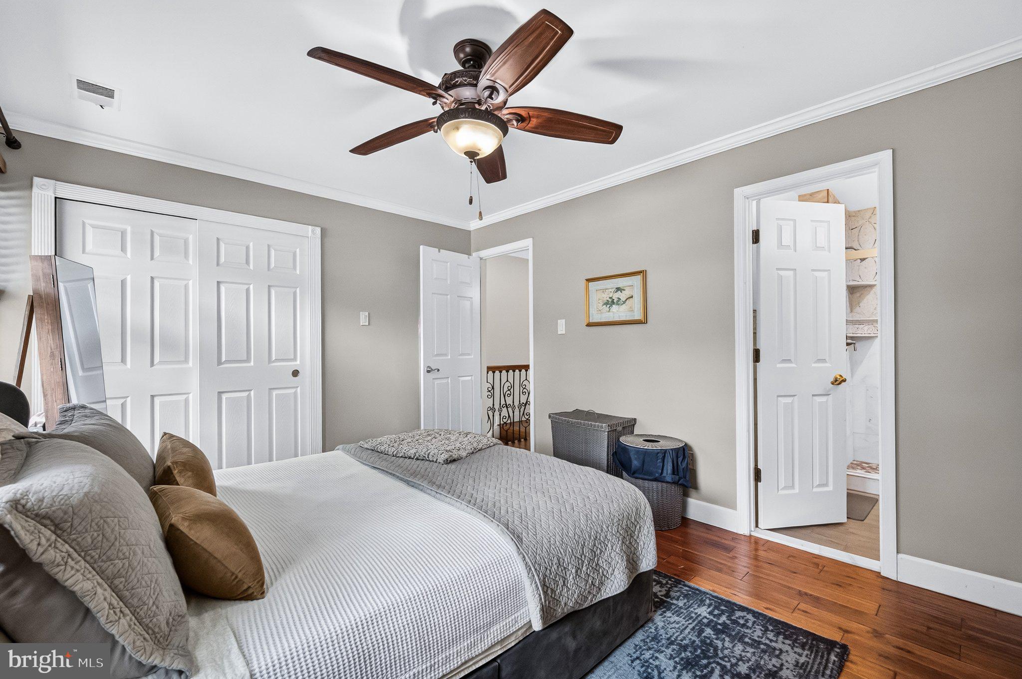 DUNN LORING VILLAGE - Residential