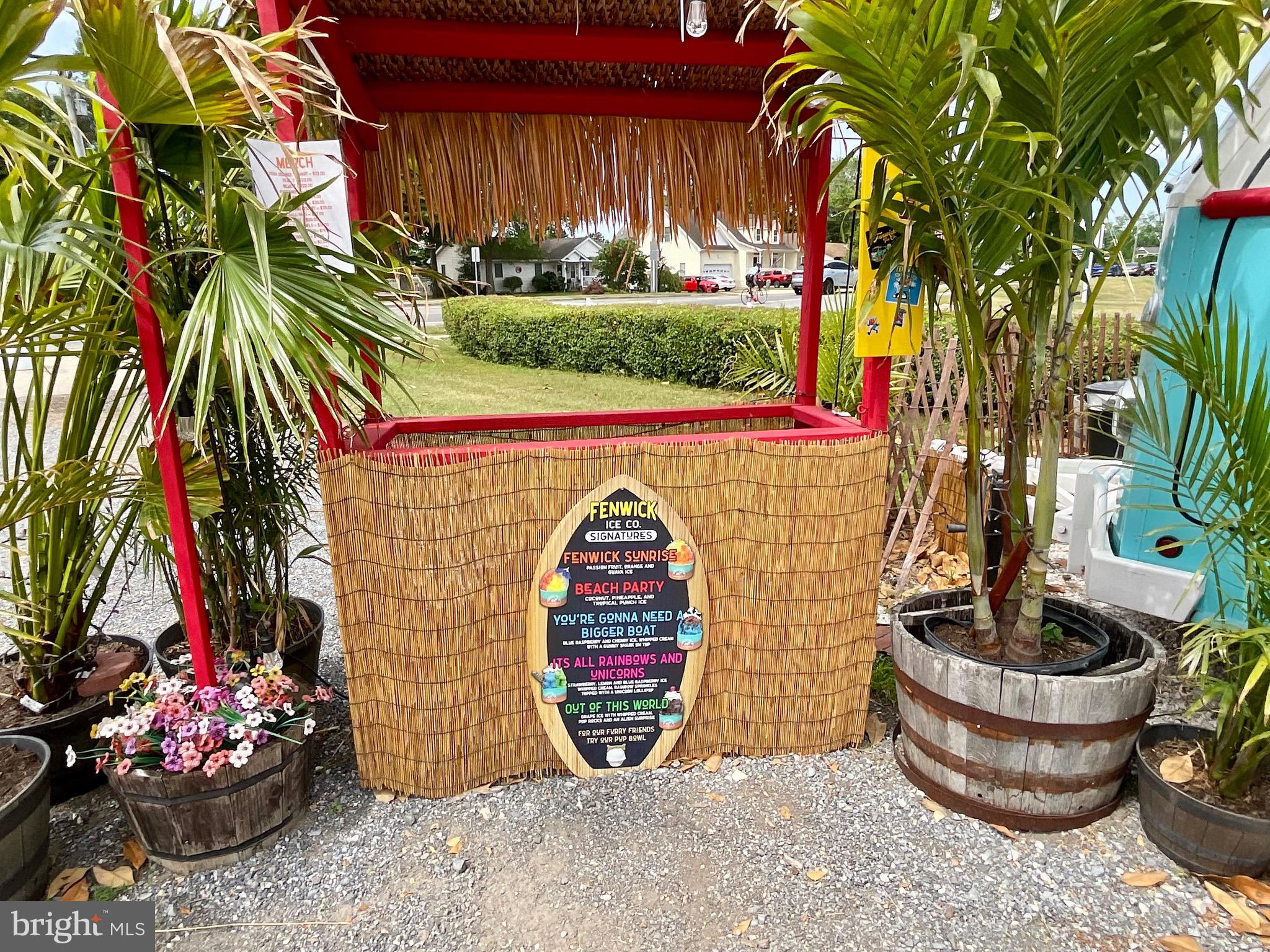 SWANN KEYS - Residential