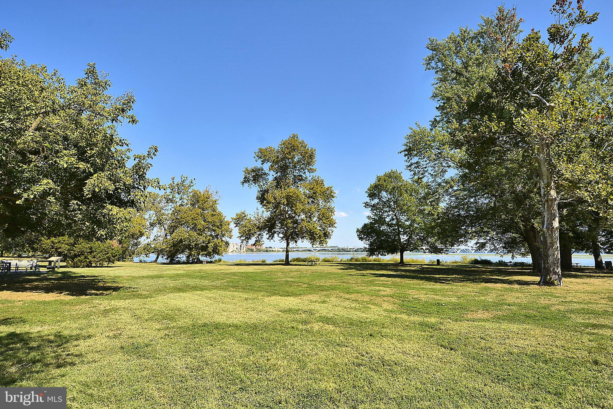 WESTGROVE - Residential Lease