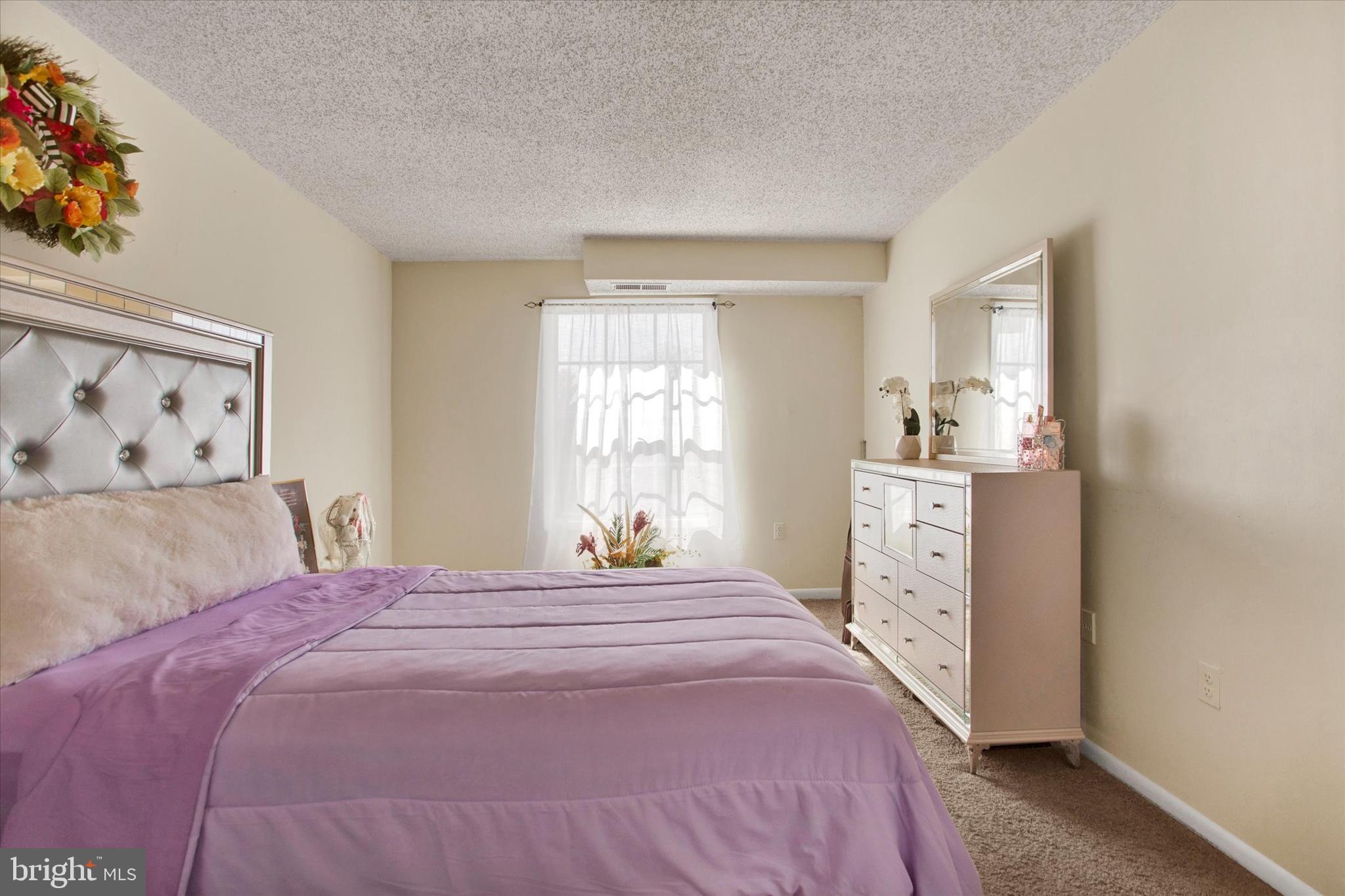 SWANN HILL CONDOMINIUMS - Residential
