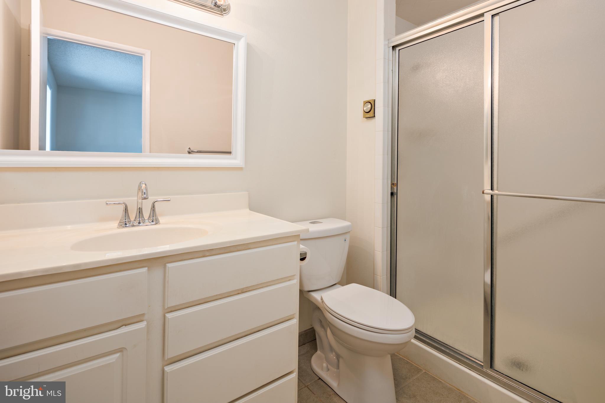 LEISURE WORLD - Residential