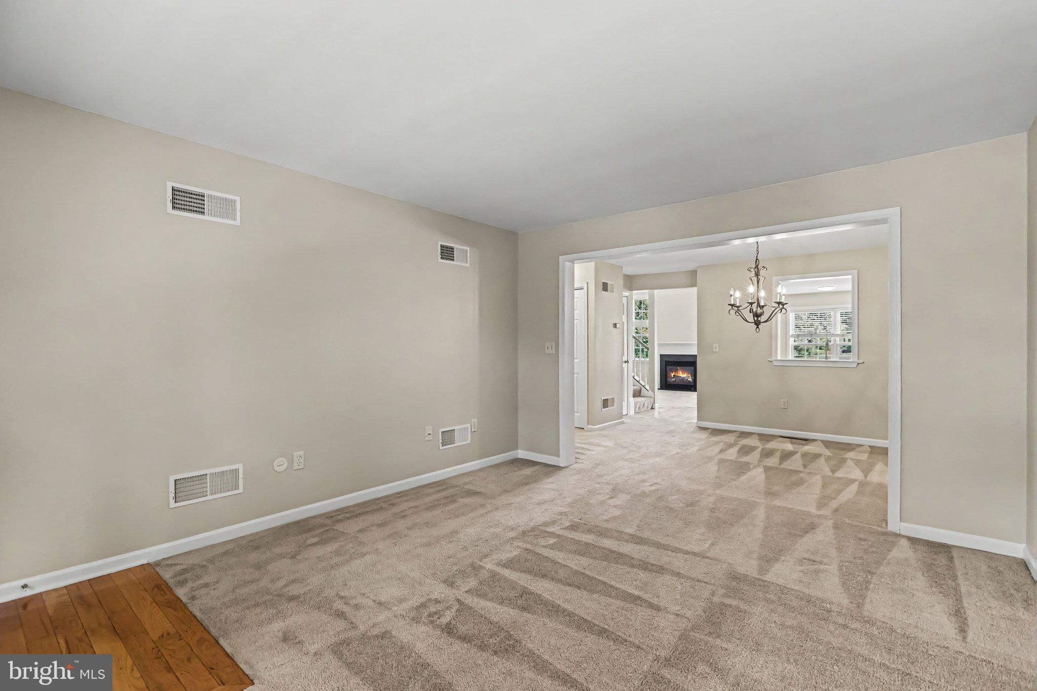 CROSS CREEK - Residential