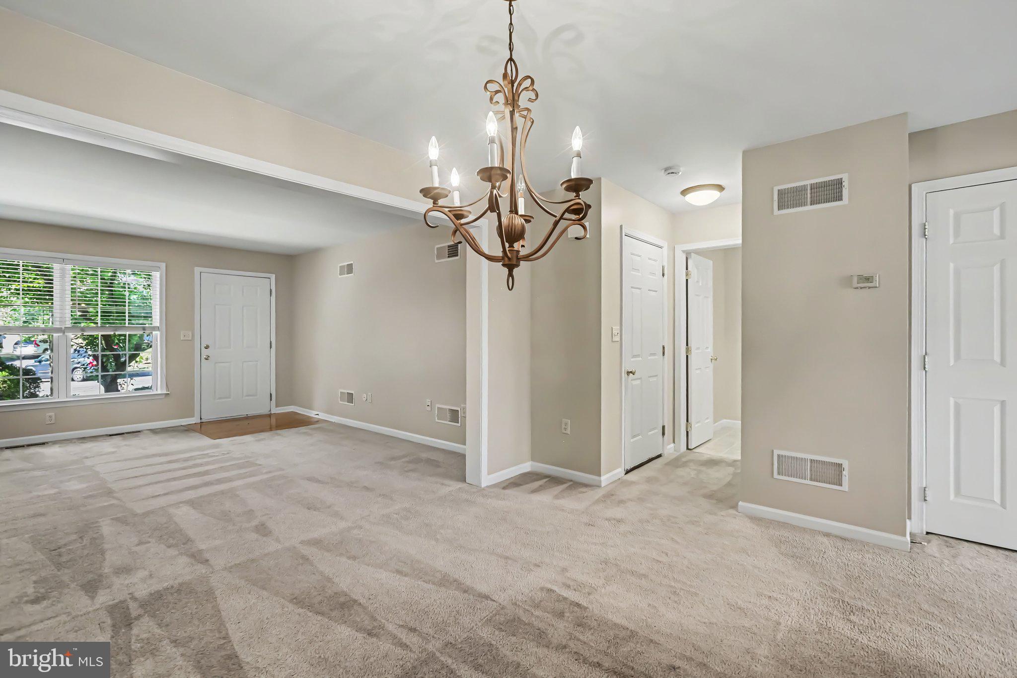 CROSS CREEK - Residential