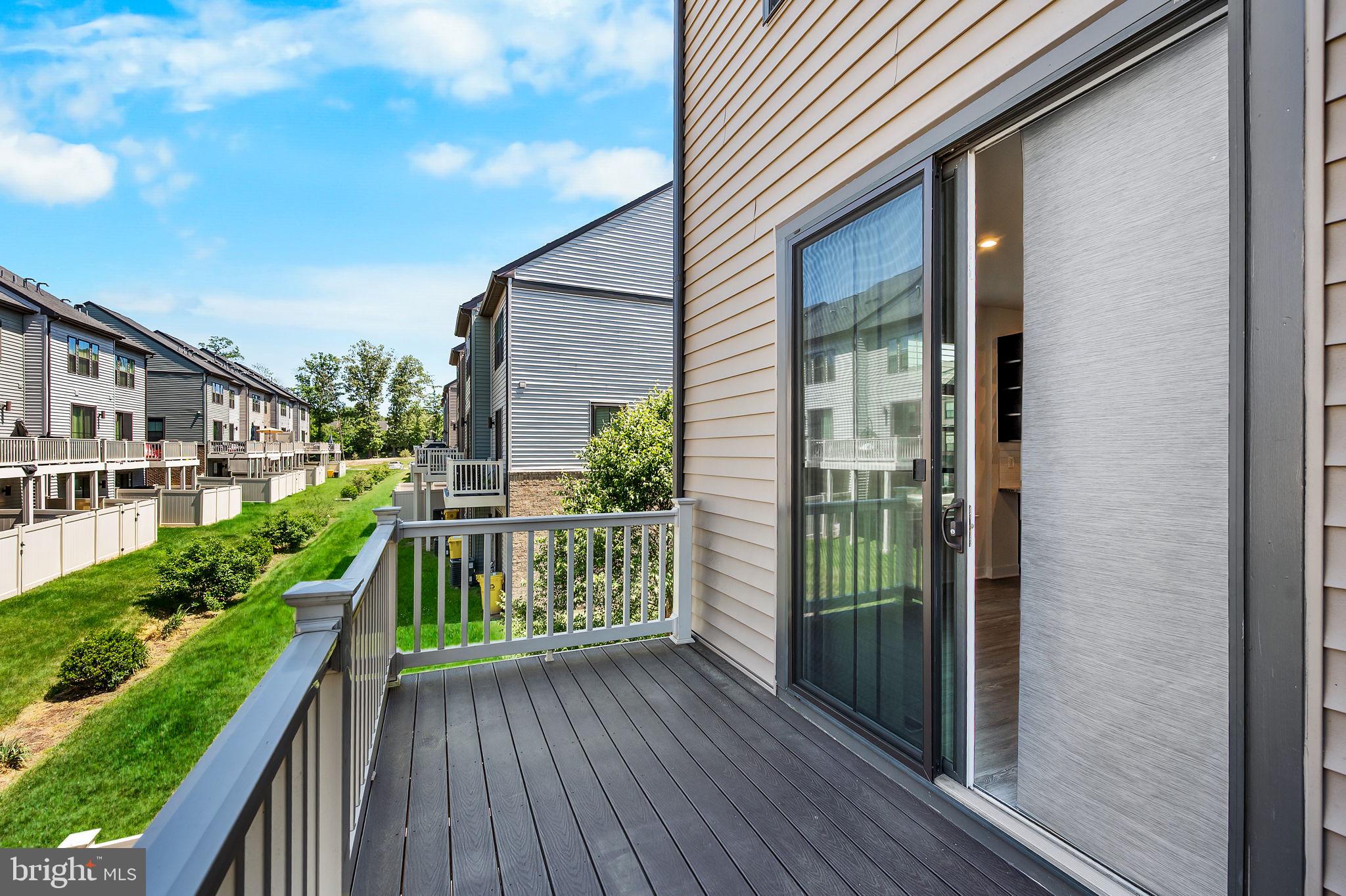 TANYARD SHORES - Residential