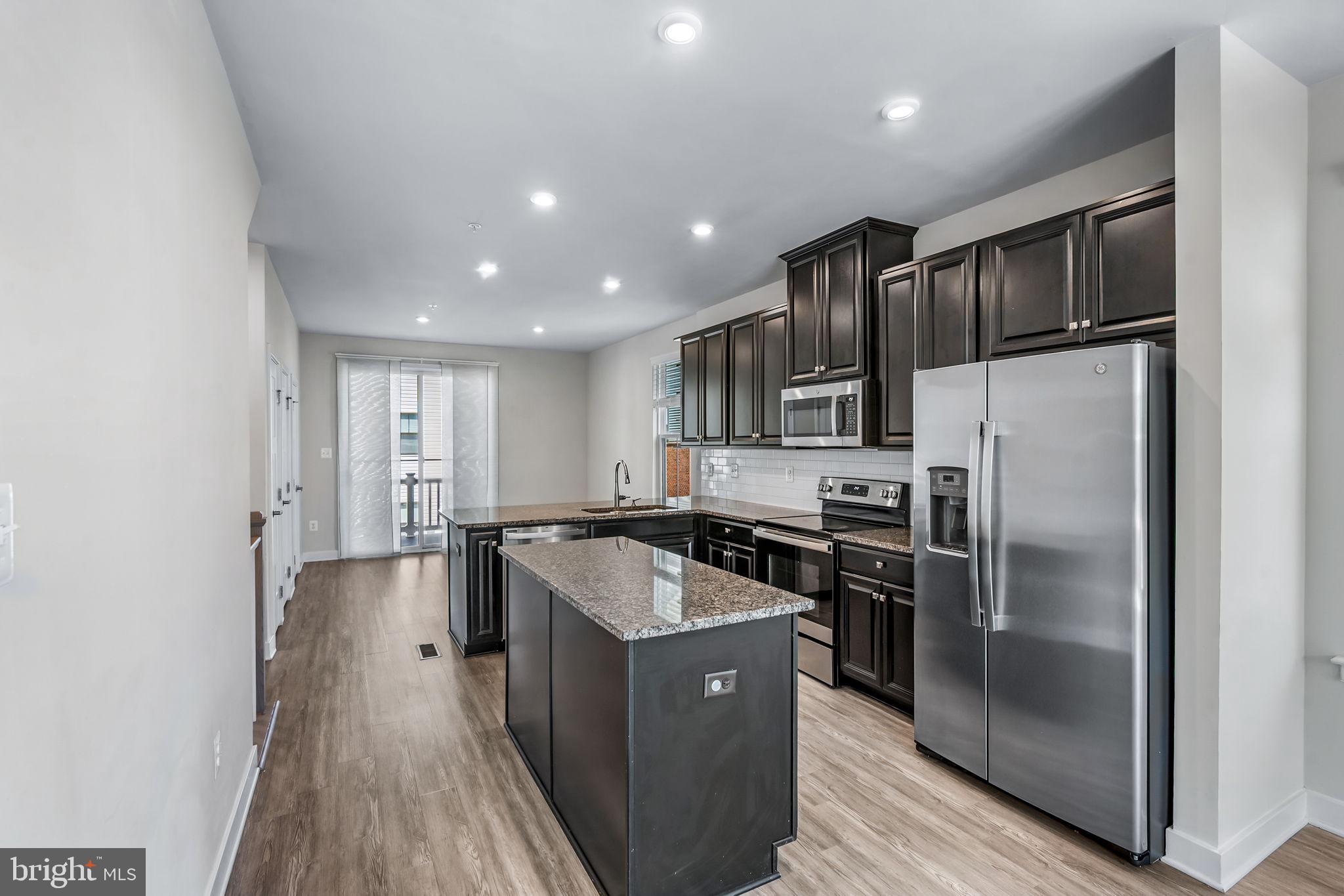 TANYARD SHORES - Residential