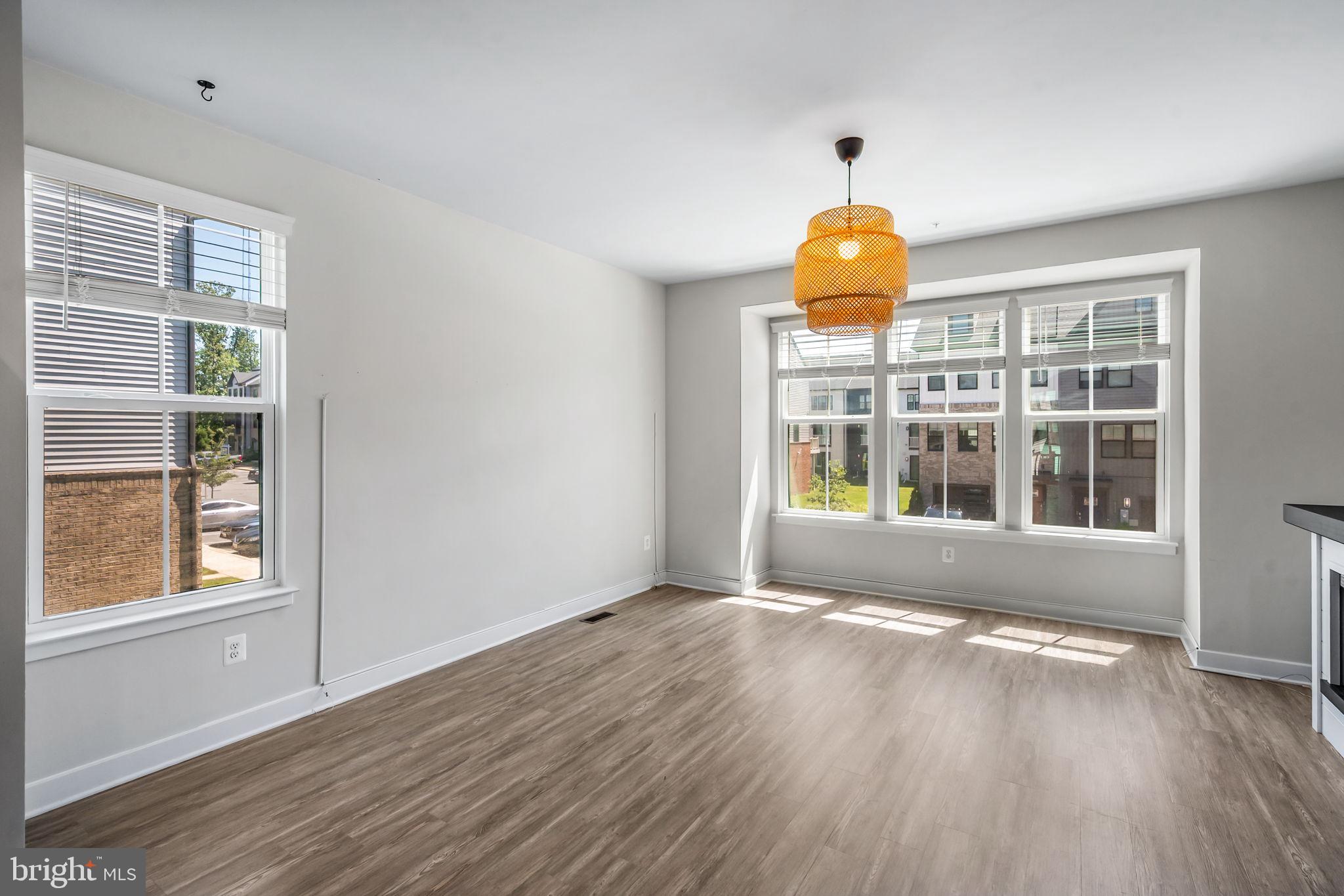 TANYARD SHORES - Residential