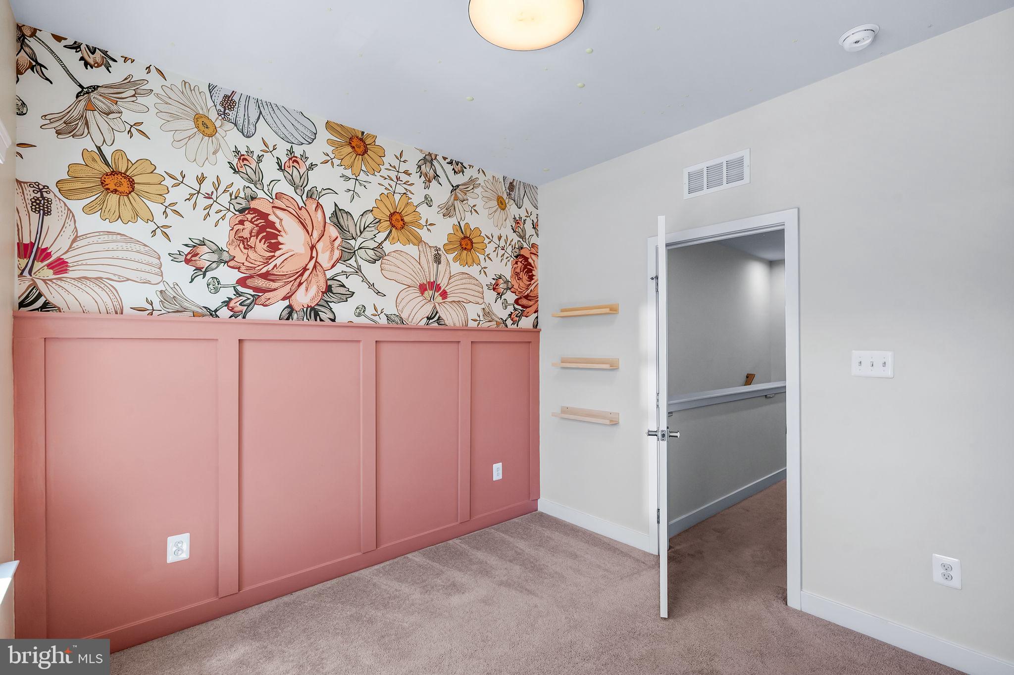 TANYARD SHORES - Residential