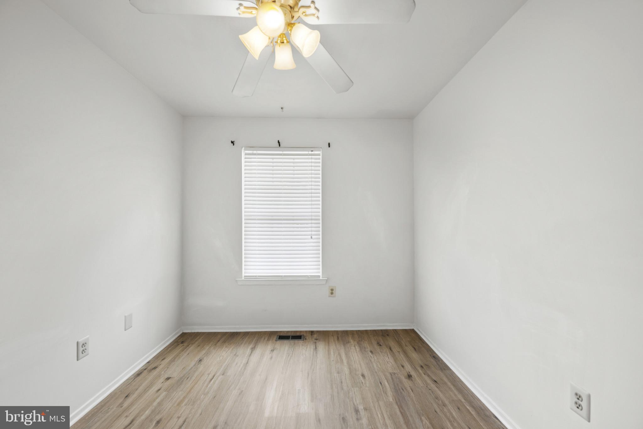 MARBURY VILLAGE - PLAT T - Residential